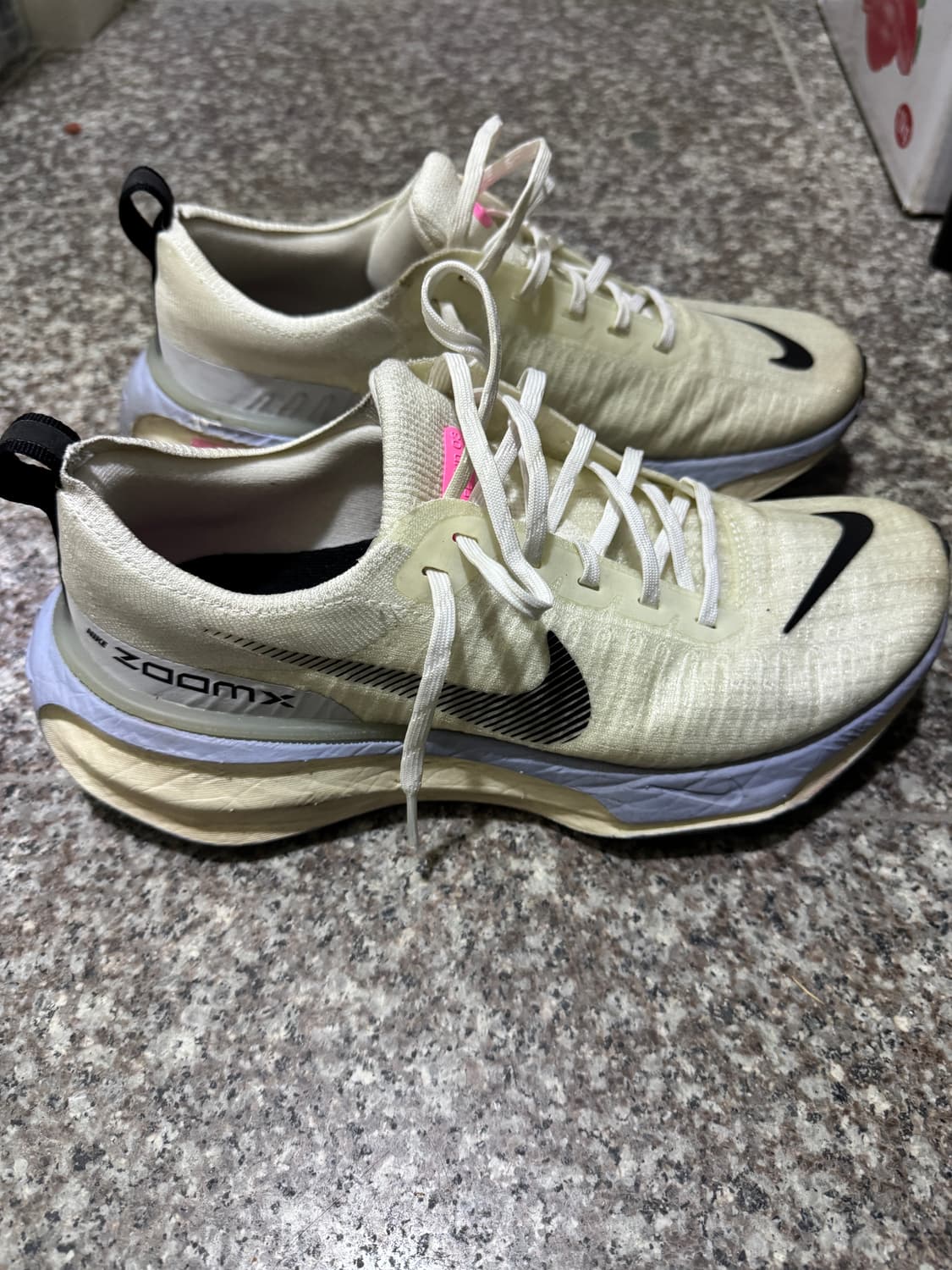 나이키 인빈서블 런 270 상품이미지4