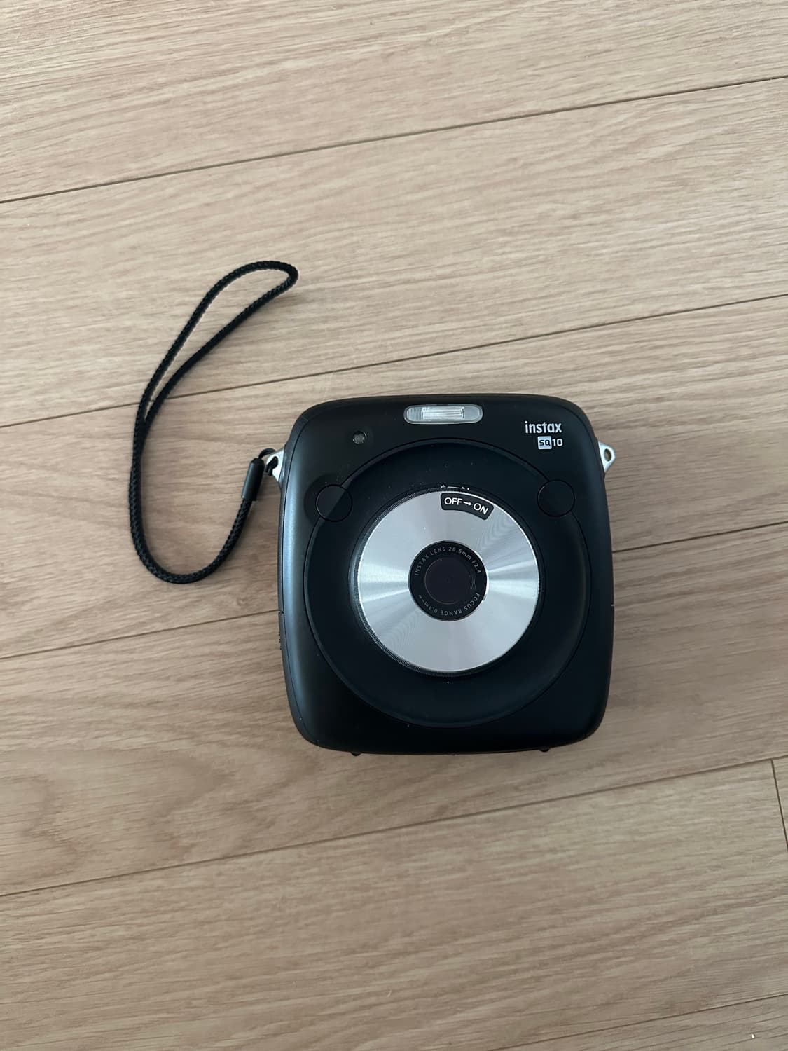인스탁스 SQ10 스퀘어필름 폴라로이드 카메라 상품이미지1