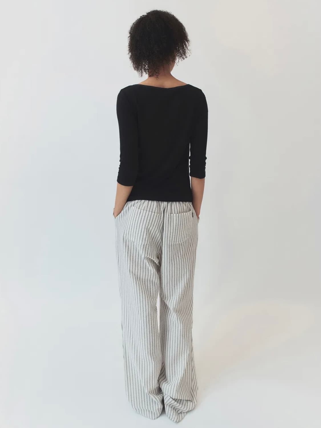 시메트릭퍼센트 V Wrap Half Sleeve / Black 상품이미지5