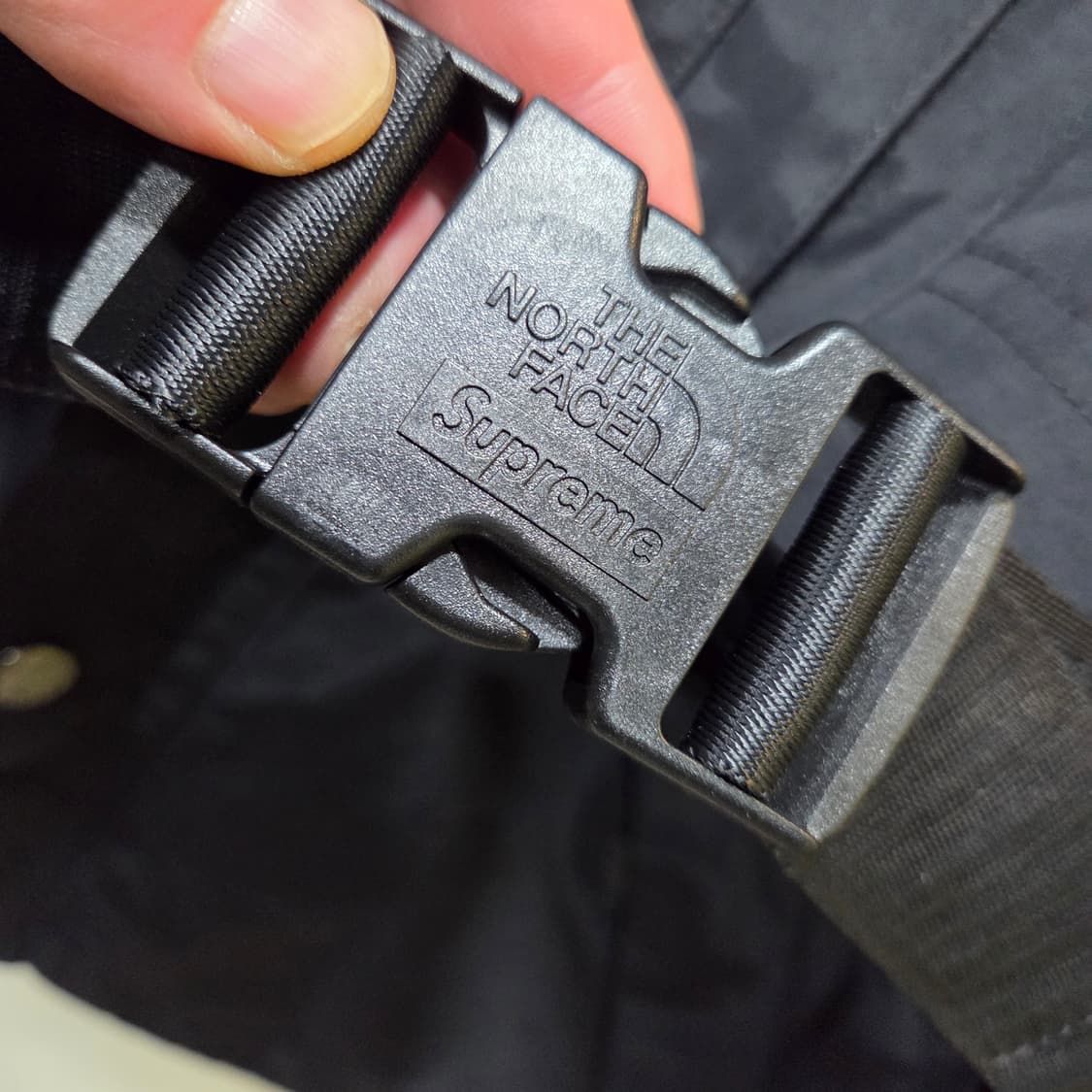 슈프림X노스페이스 RTG 고어택스 자켓 상품이미지3