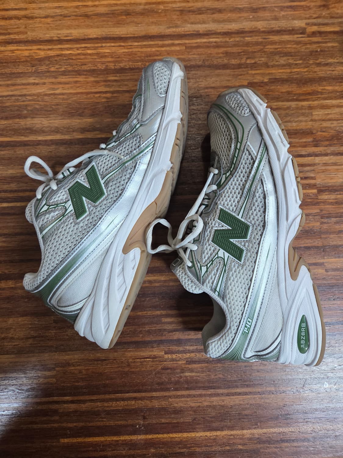 뉴발란스 740 실버그린 265 상품이미지1