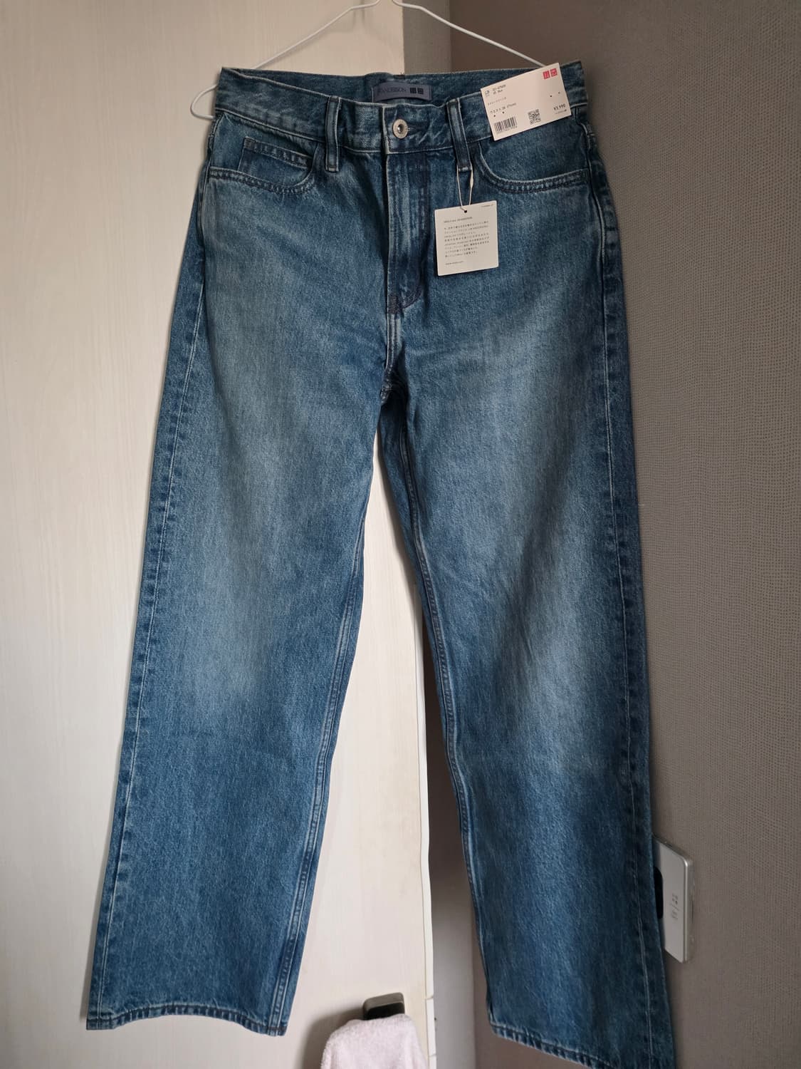 유니클로 jwa 스트레이트진 블루 65컬러 상품이미지2