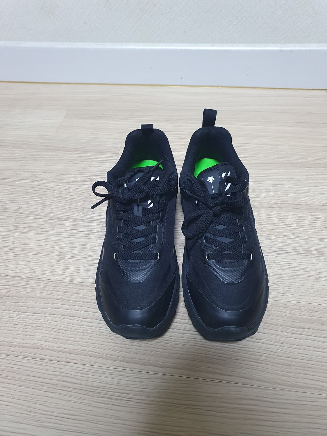 데상트 어반 블레이즈 운동화 240 상품이미지3