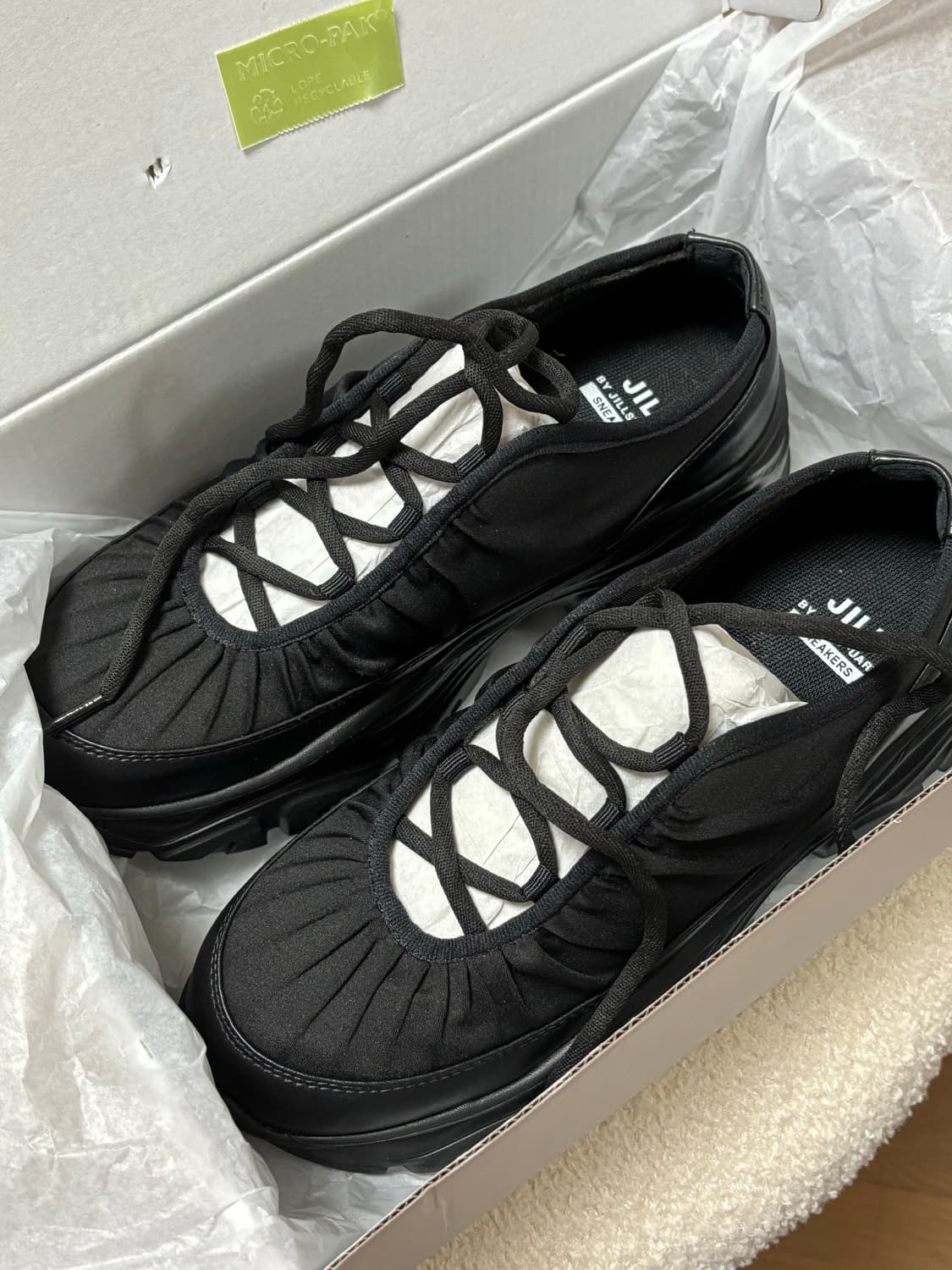 질바이질스튜어트 카시아 셔링 플랫폼 스니커즈 245 상품이미지4