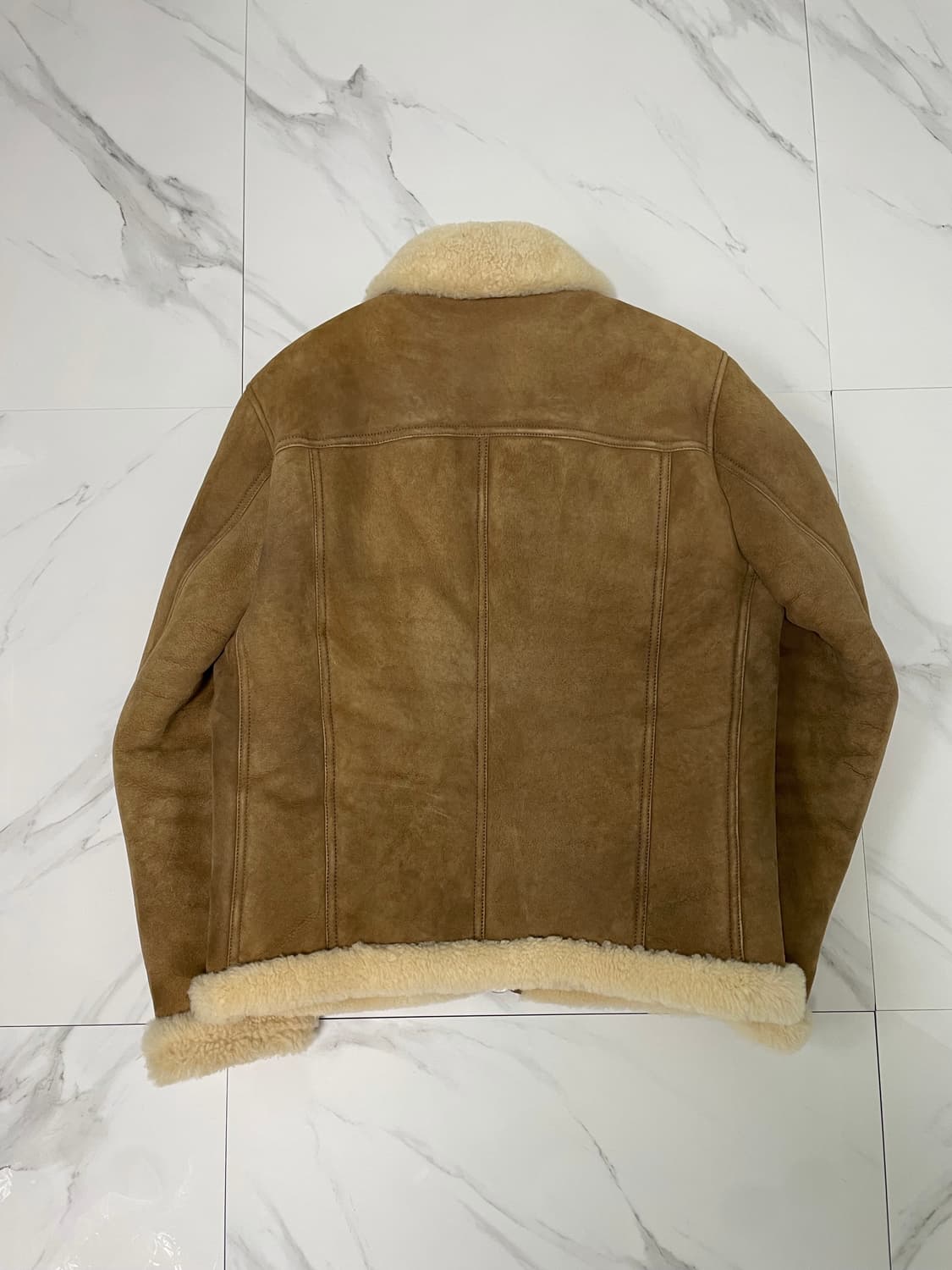 새상품 톰포드 스웨이드 풀시어링 무스탕 자켓 52 옷걸이O 상품이미지4