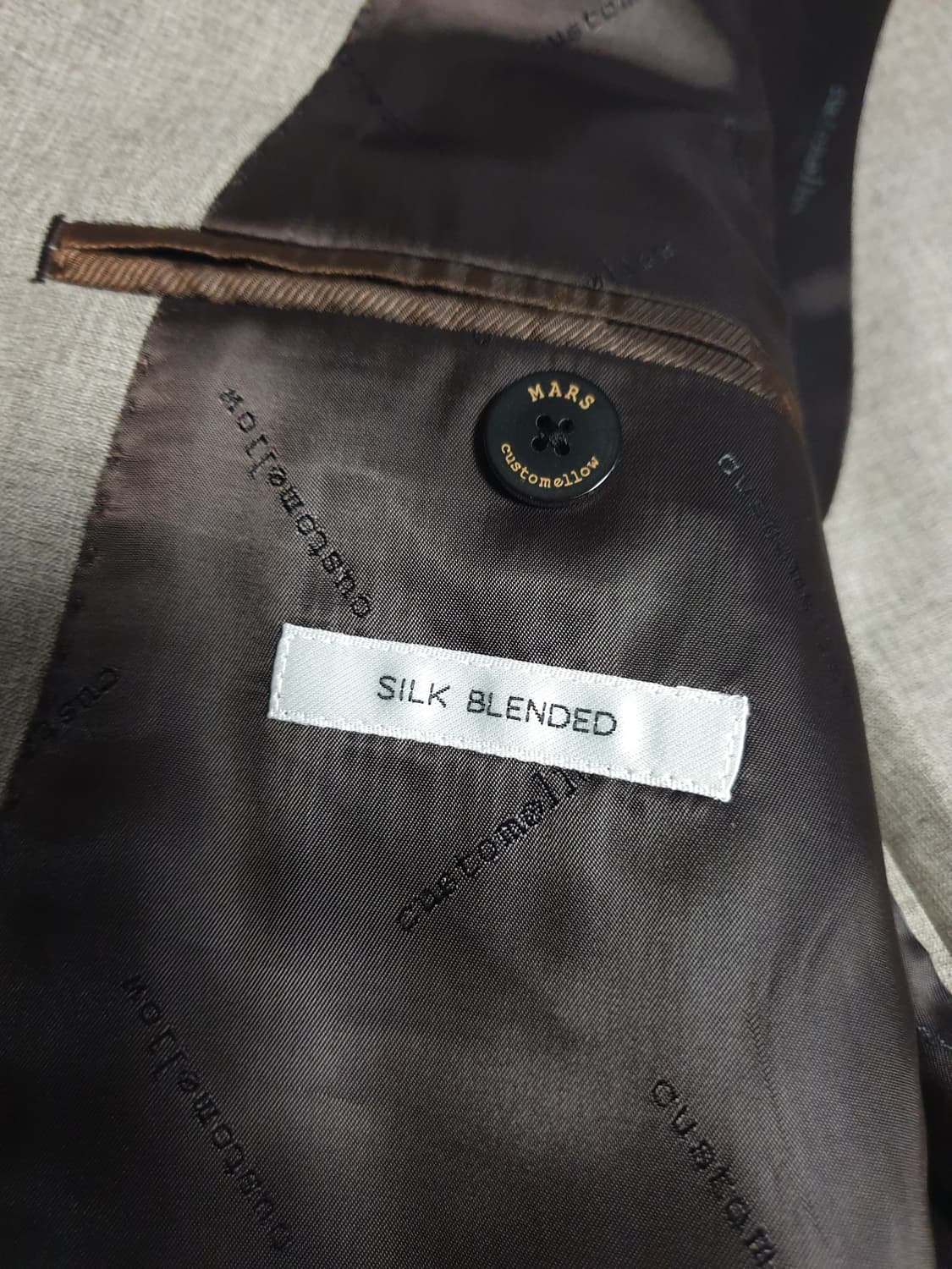 커스텀멜로우 카노니코 실크블렌드 클래식 수트셋업 (상:100 하:32) 상품이미지9