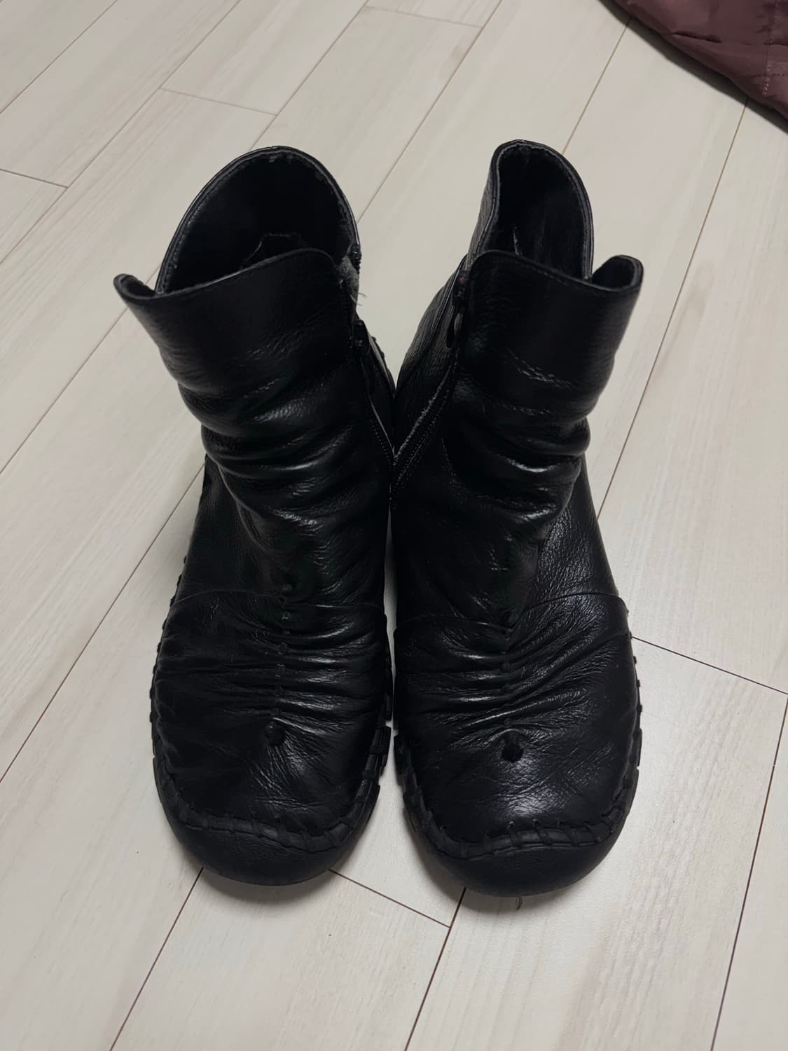 핀턱 디테일 램 레더부츠 240 상품이미지4