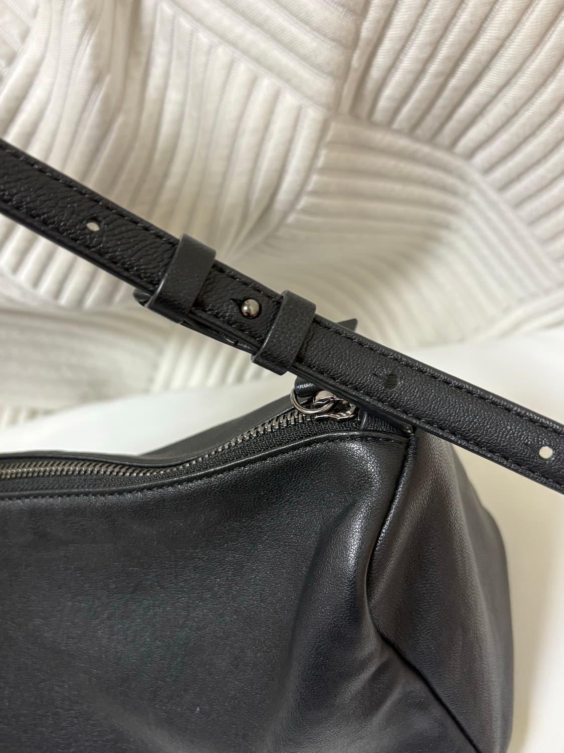 파사드패턴 빈티지 캐빈백 미디엄 블랙 풀구성 상품이미지7