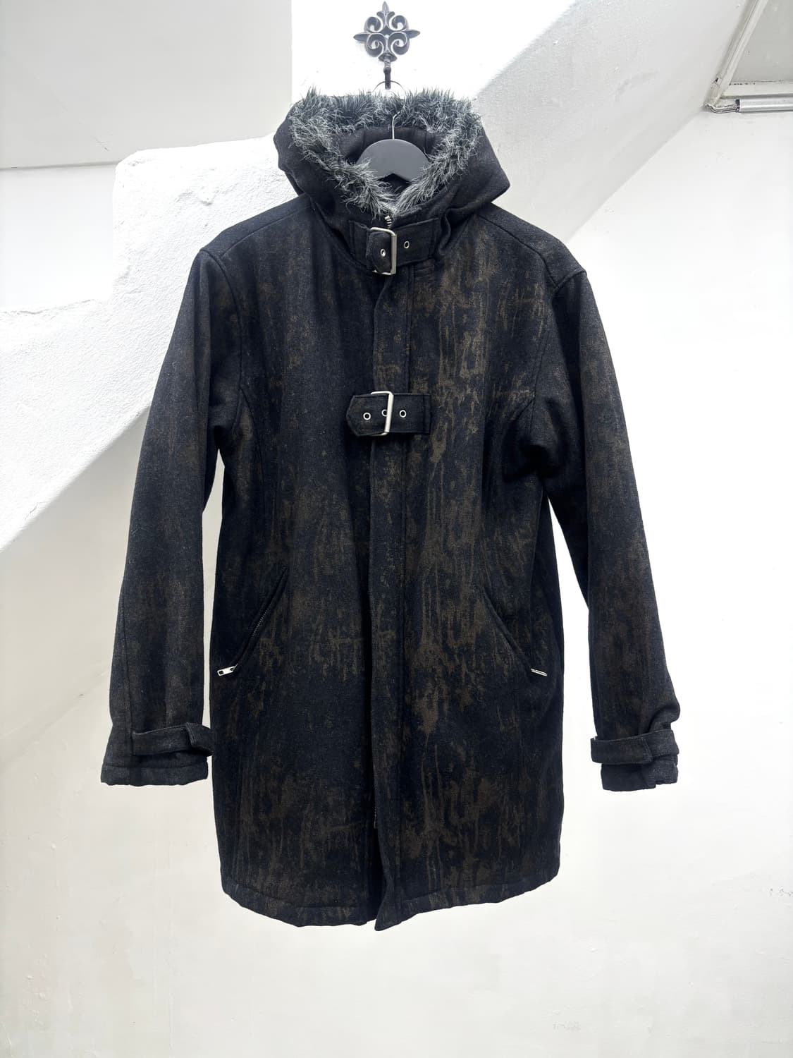In the attic v-kei fur hood jacket 상품이미지1