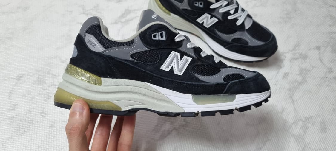 뉴발란스 992 eb 블랙 그레이 230 상품이미지3