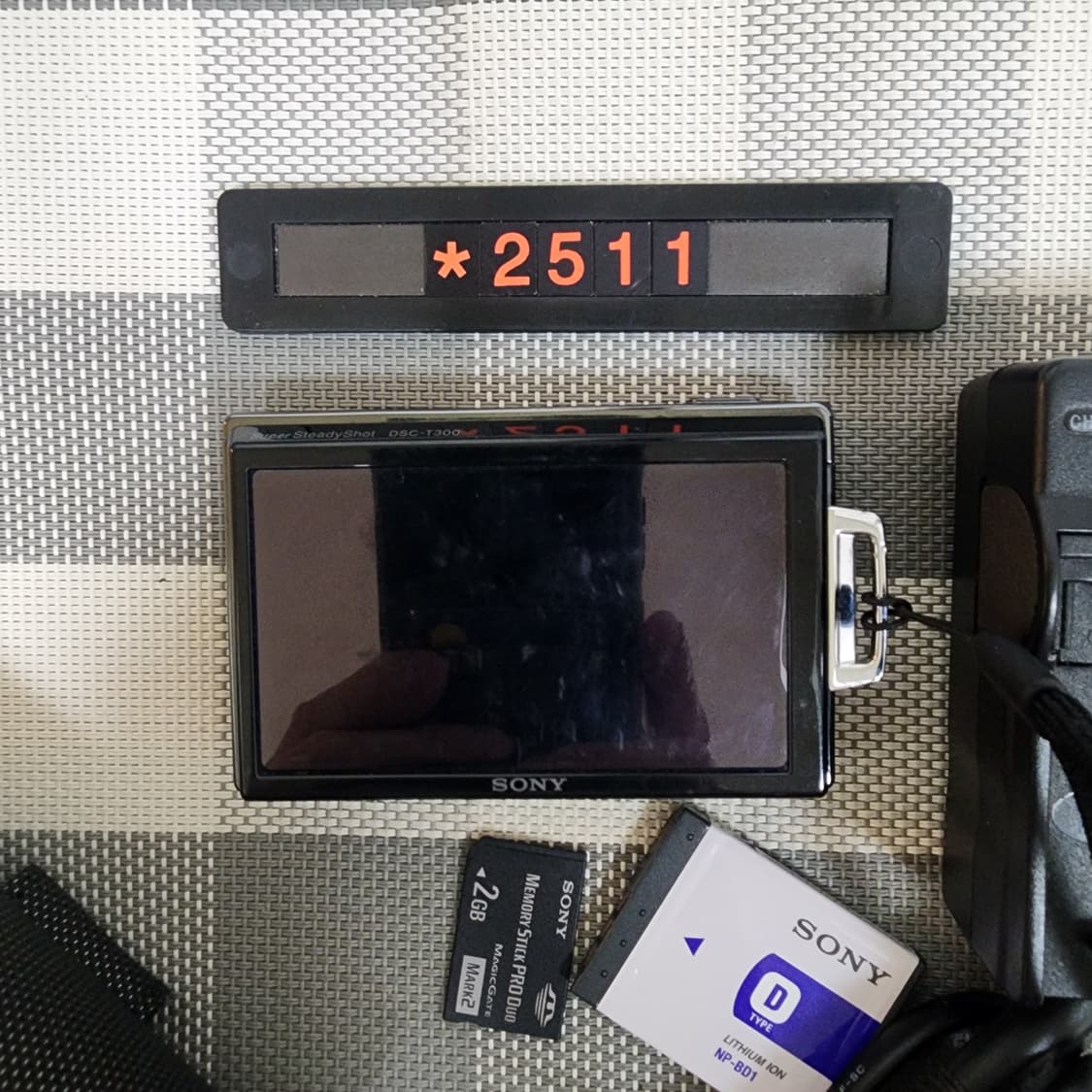 소니 사이버샷 DSC-T 300 디지털카메라 파우치포함 상품이미지4