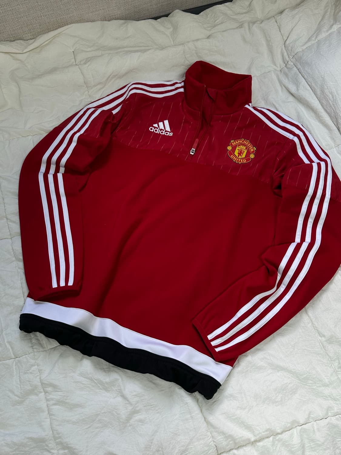 아디다스 맨유 드릴탑 미디움 상품이미지1