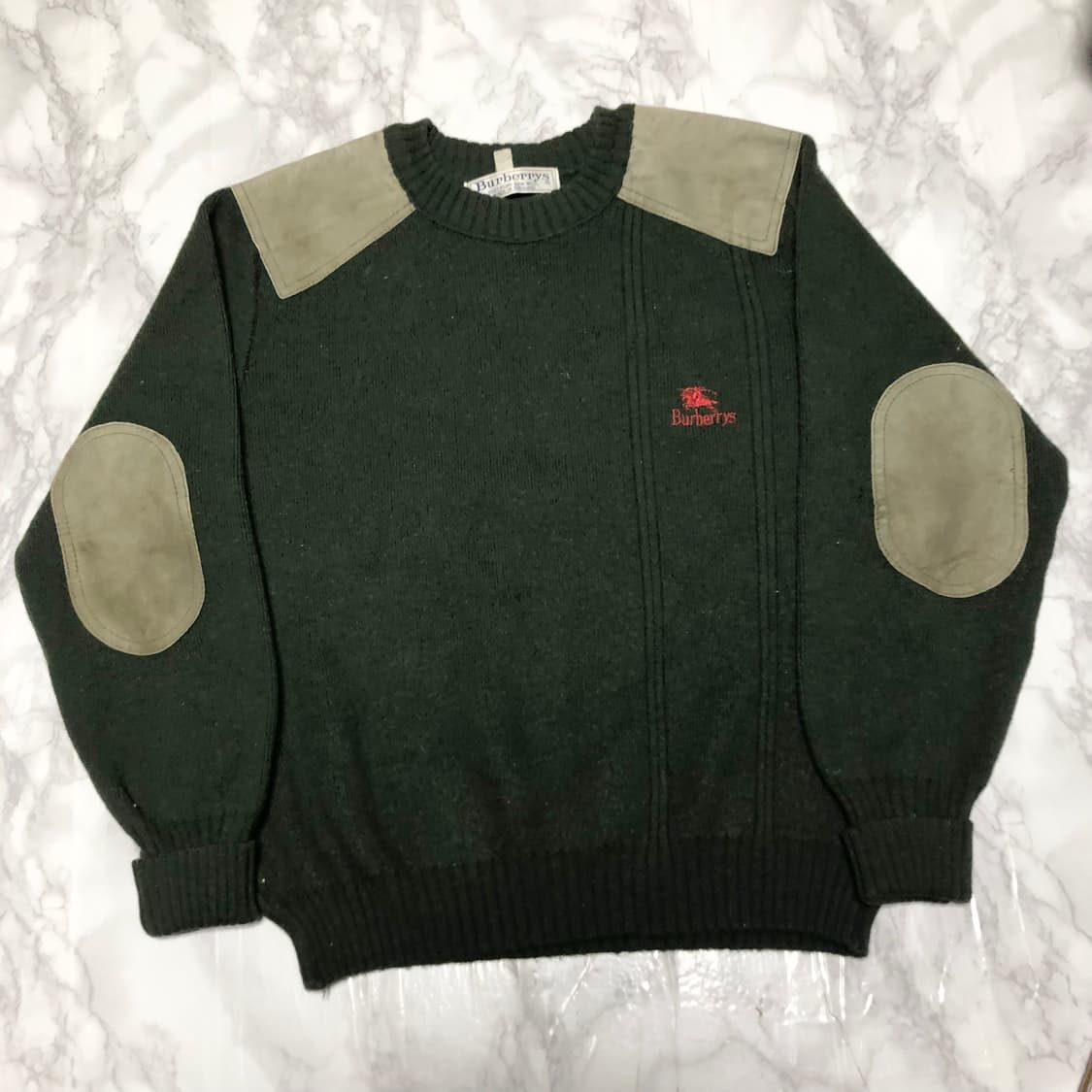 버버리 니트 딥카키 램스울 라운드  상품이미지1