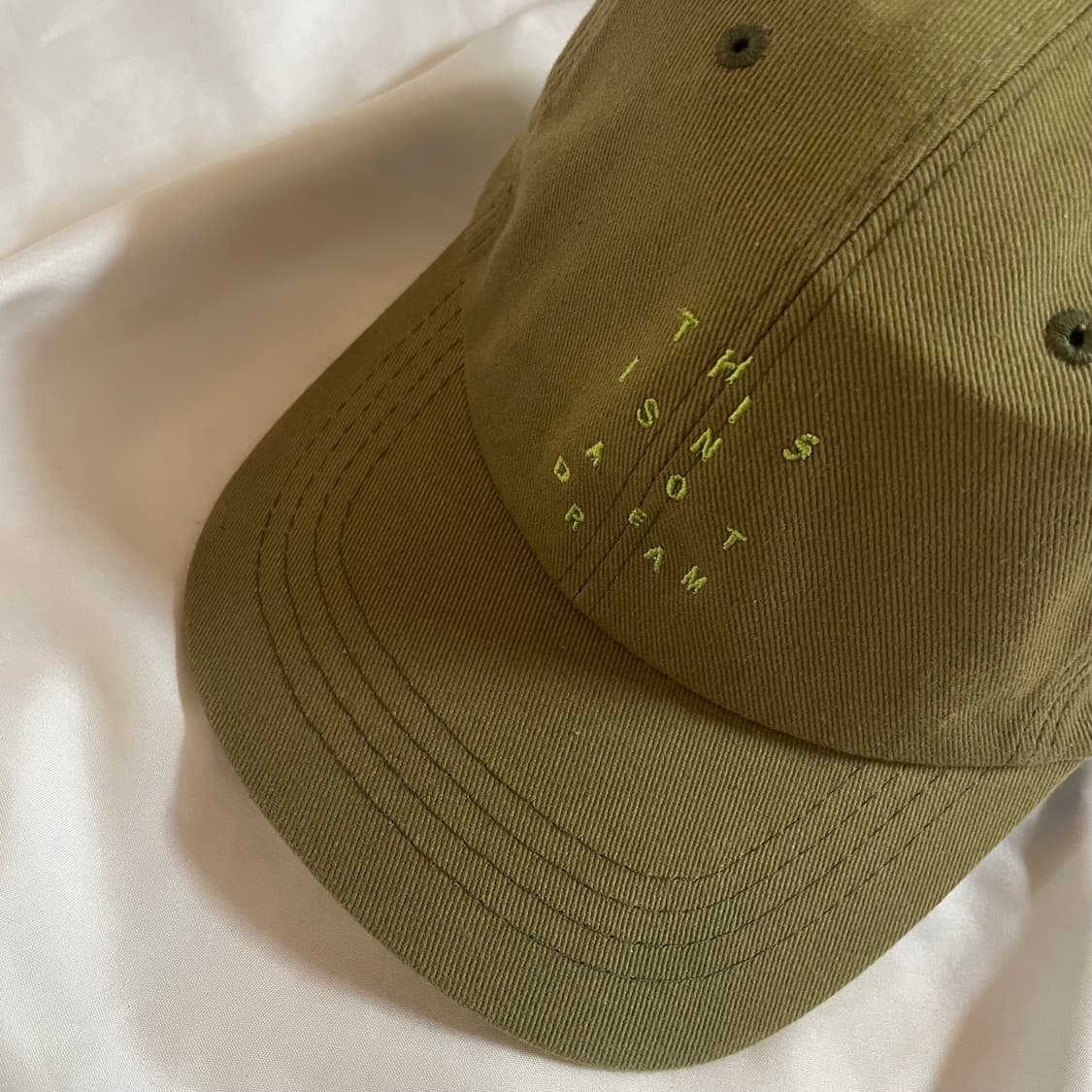 카키 레터링 자수 캡모자 상품이미지2
