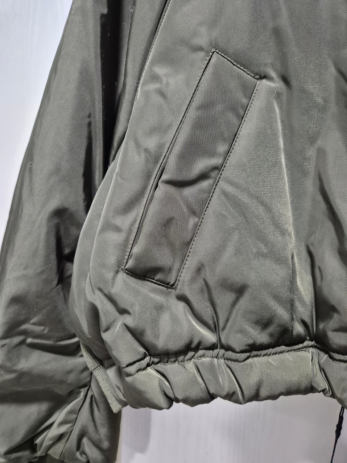 제너럴아이디어 크롭 MA-1 봄버 자켓 카키.새상품 상품이미지8