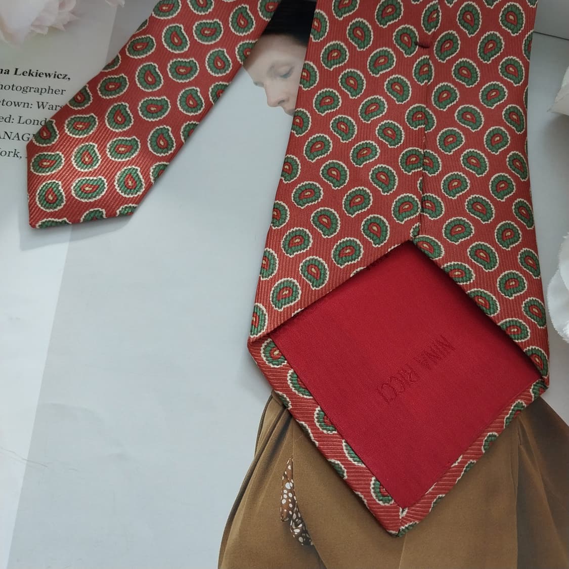 니나리치 실크 레드 페이즐리 넥타이 9cm A+등급 K1315
 상품이미지7