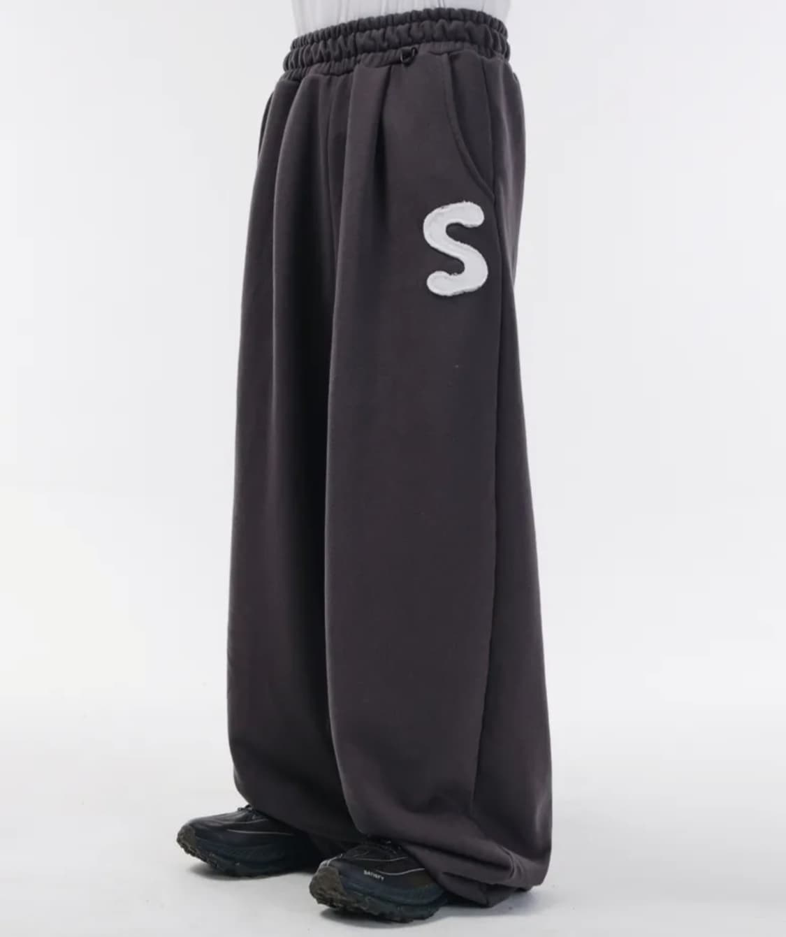 스켈리웩 로고 스웨트팬츠 상품이미지1