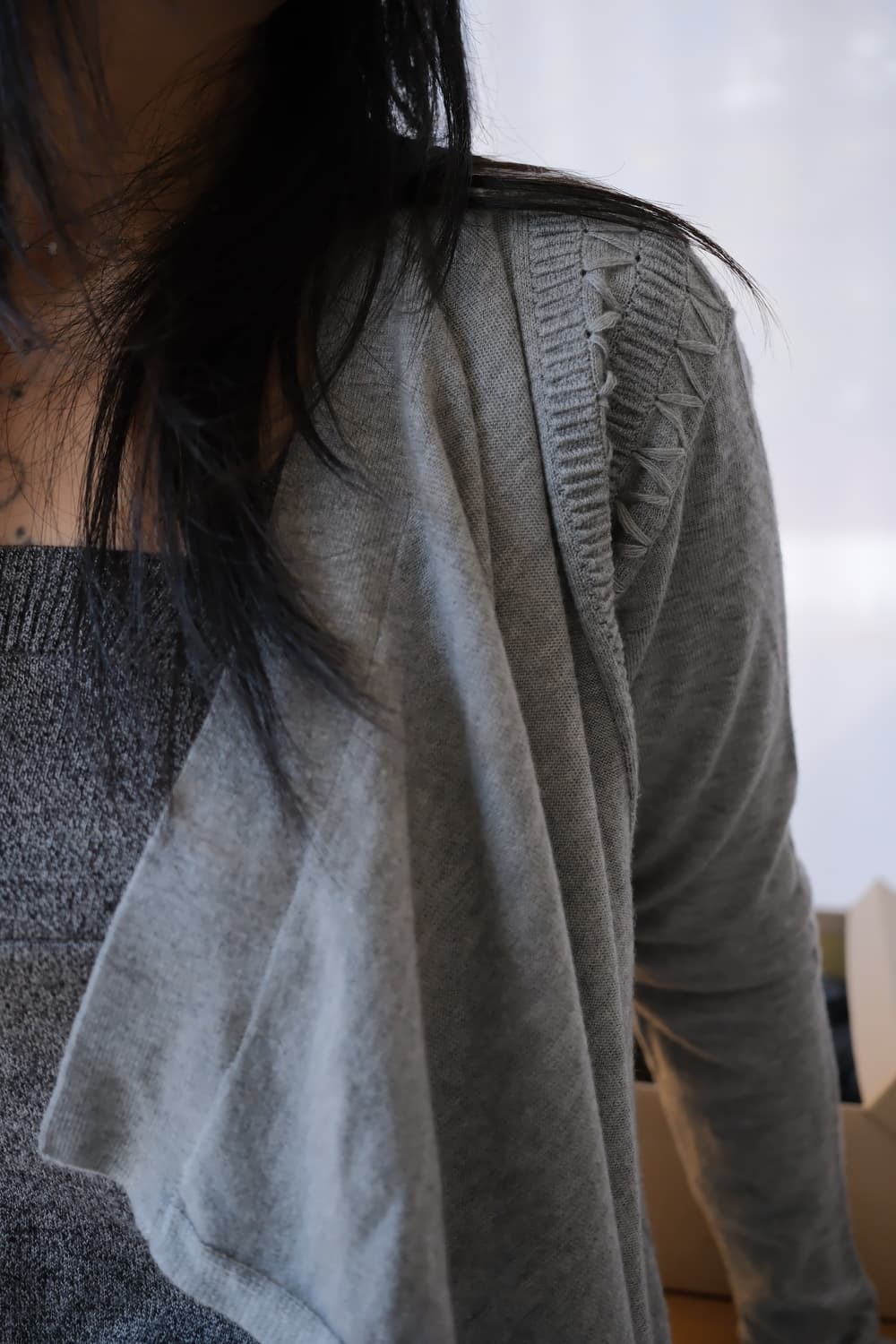 Embroidered cashmere drape open cardigan 상품이미지3