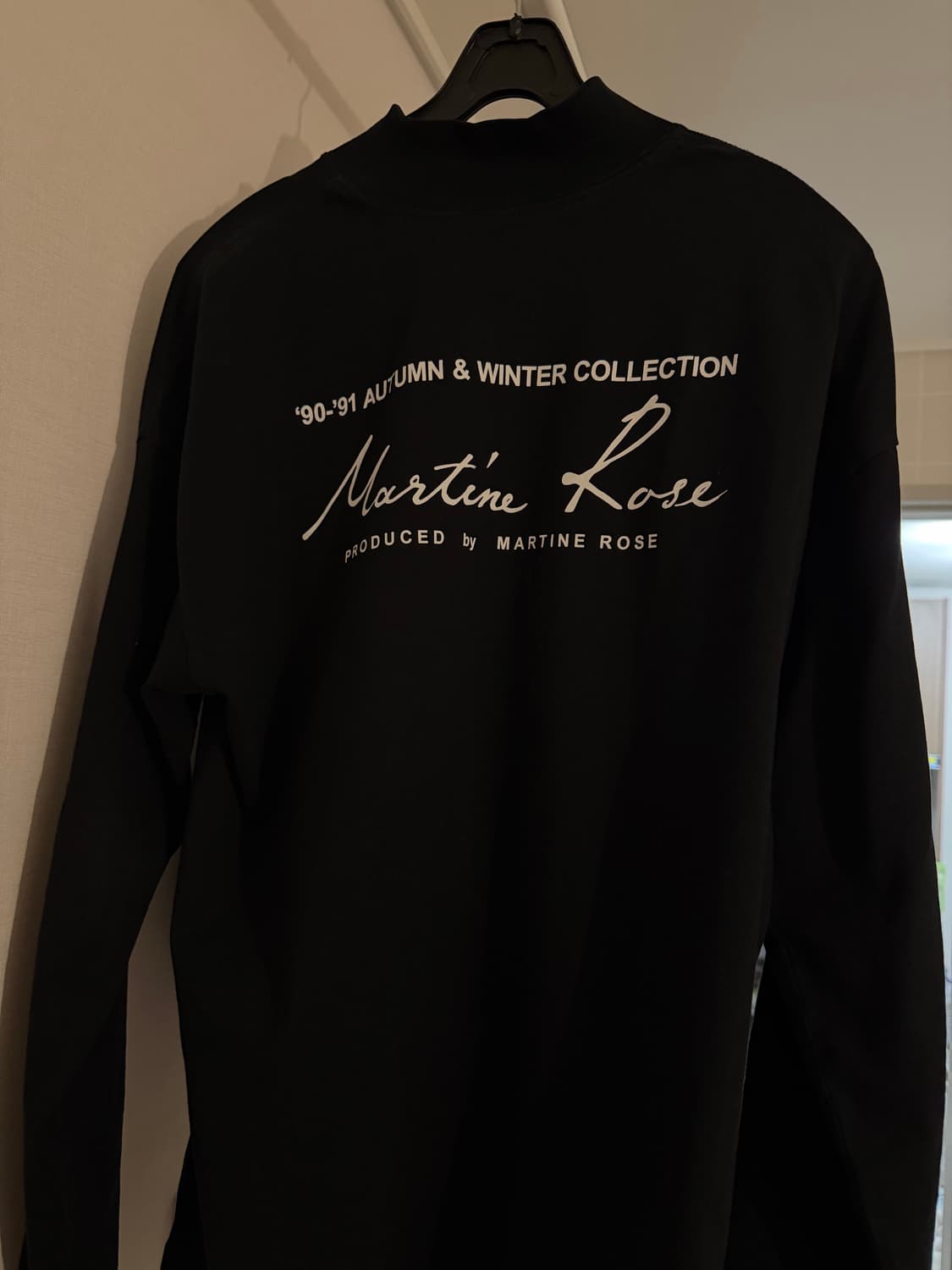 마틴로즈 모크넥 롱슬리브 블랙 상품이미지2