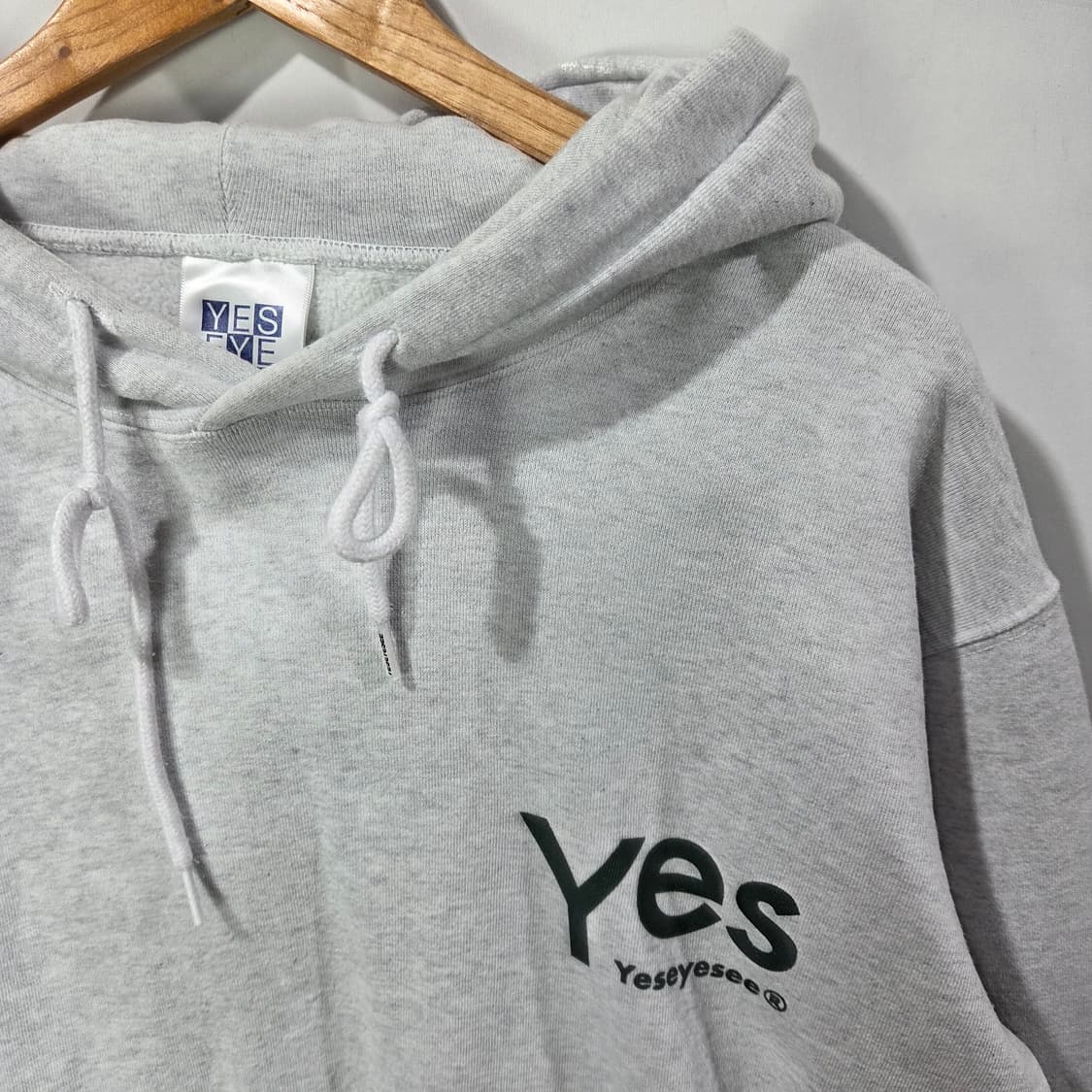 [YESEYESEE] 예스아이씨 프린팅 후드티셔츠 상품이미지3