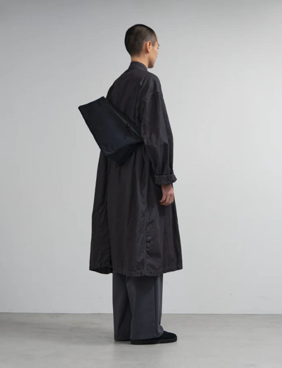 그라프페이퍼 블랭코브 크로스백 상품이미지1