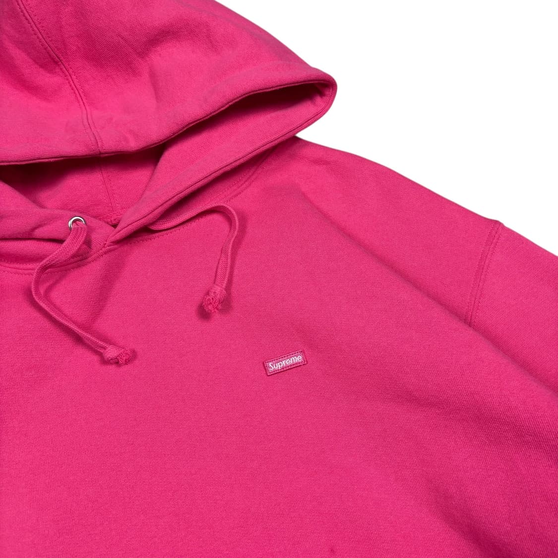 슈프림 핑크컬러 스몰 패치로고 후드티 상품이미지2