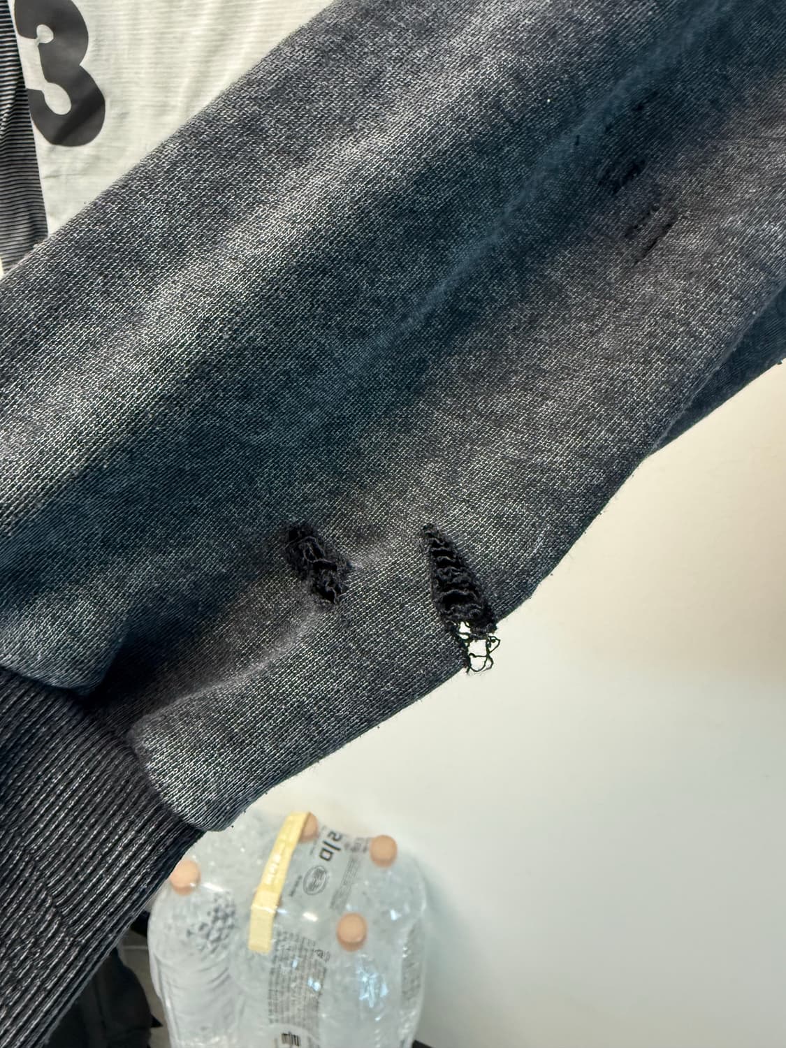 Carhartt wip destroyed damaged hoodie 상품이미지6