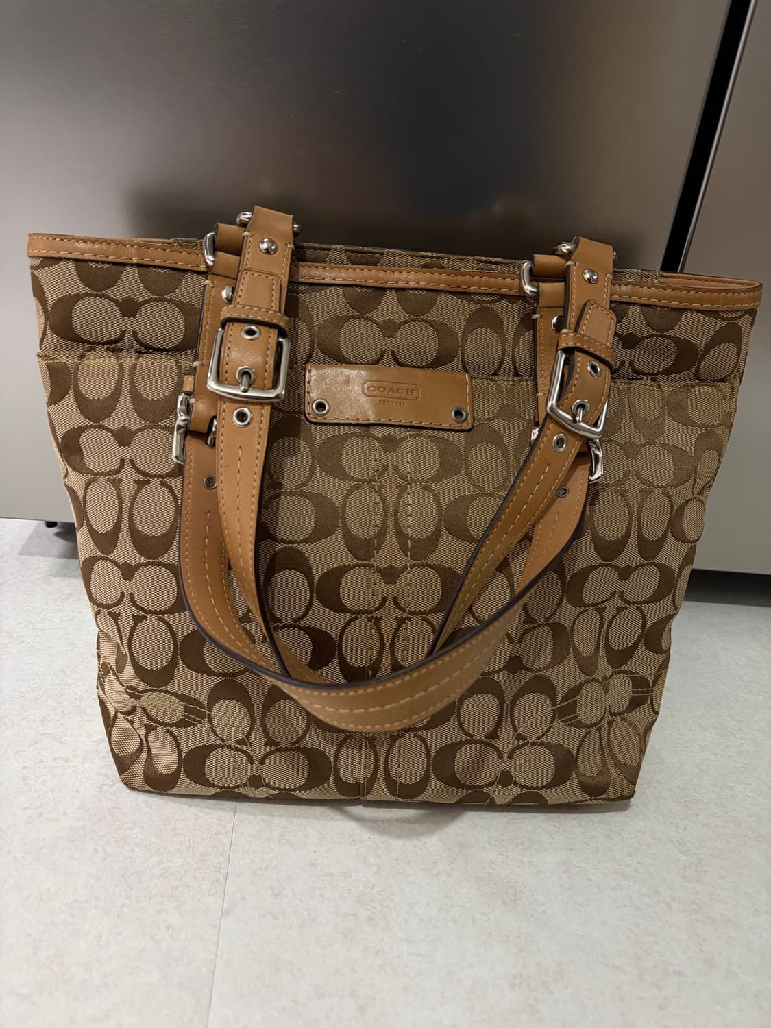 코치 빈티지 숄더백 상품이미지1