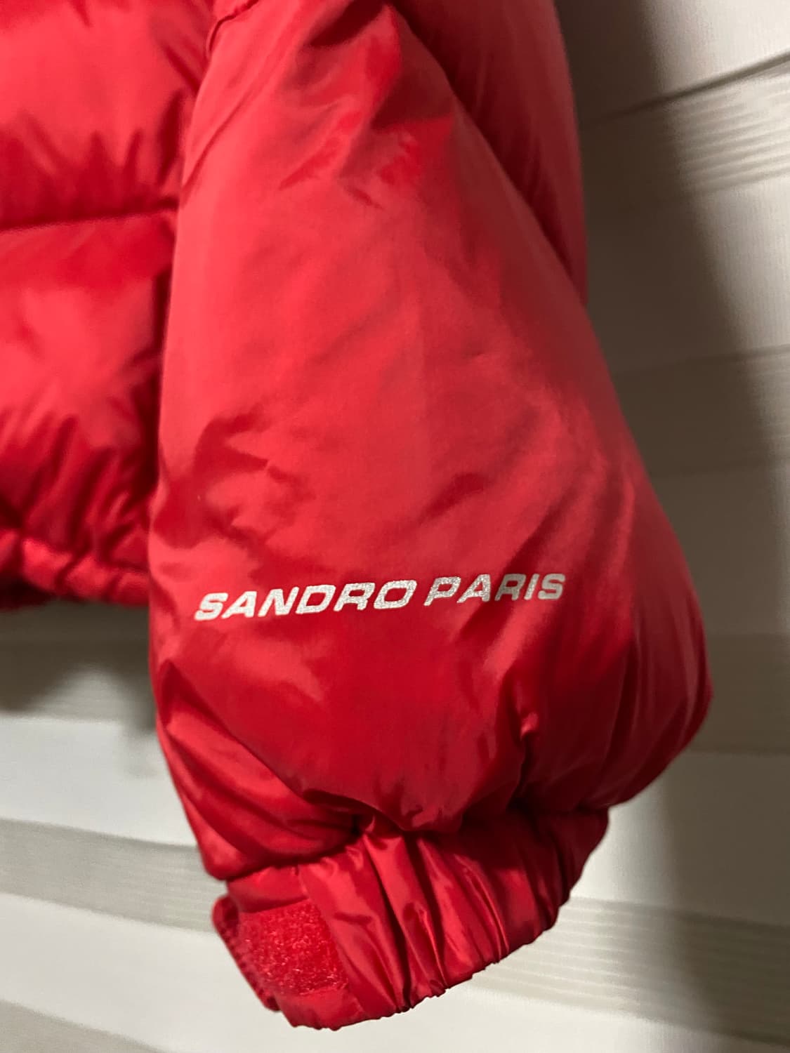 산드로 옴므 레드 숏패딩 xl 상품이미지3
