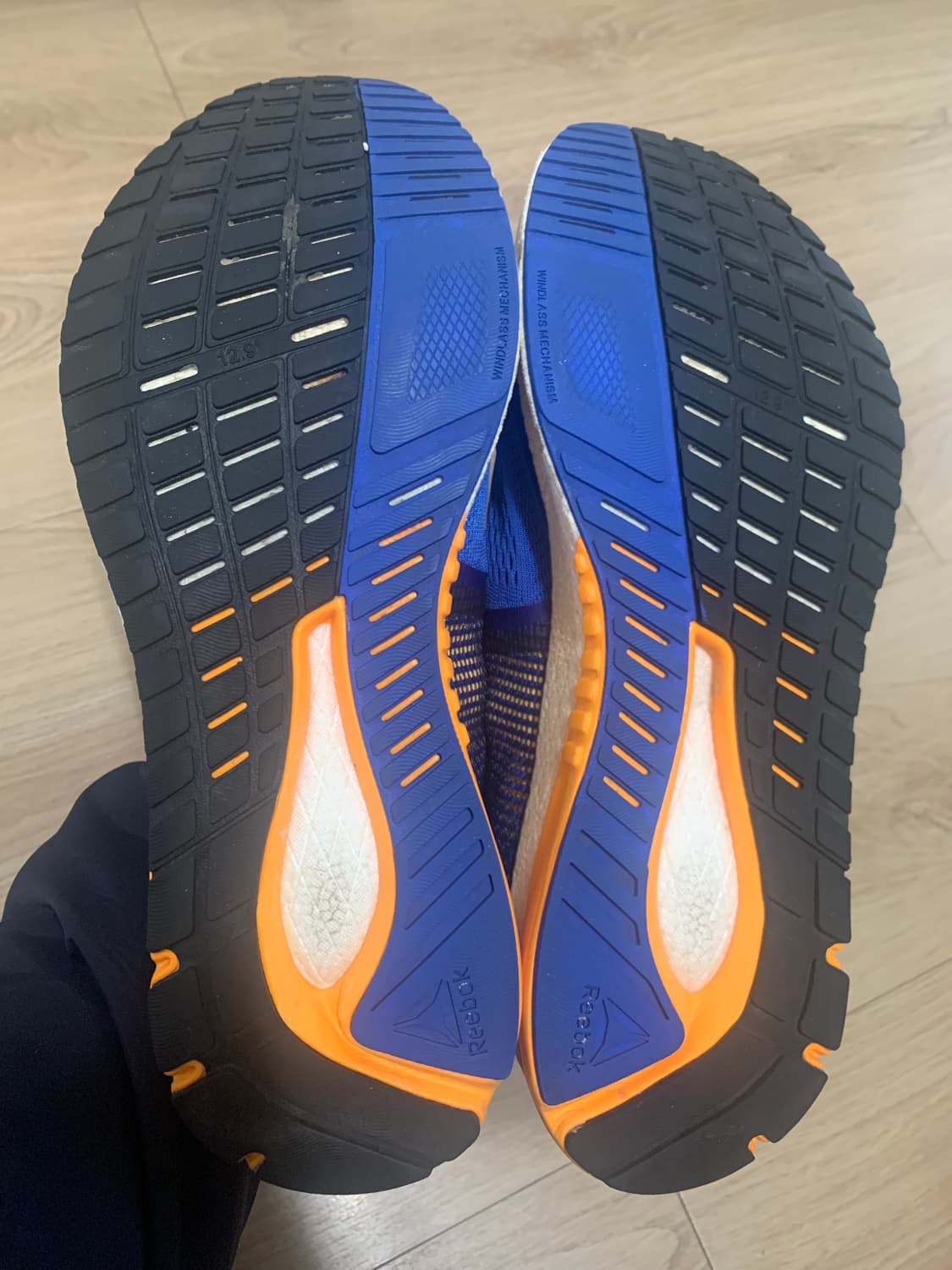 리복런닝화 사이즈 275 판매 합니다 상품이미지7