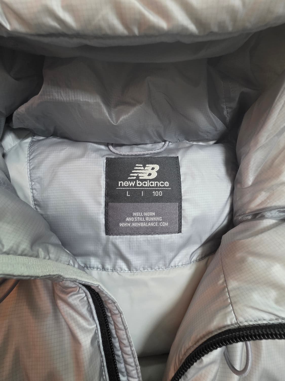 뉴발란스 UNI 플라잉77 슈퍼라이트 후드 구스경량패딩 100사이즈 상품이미지4