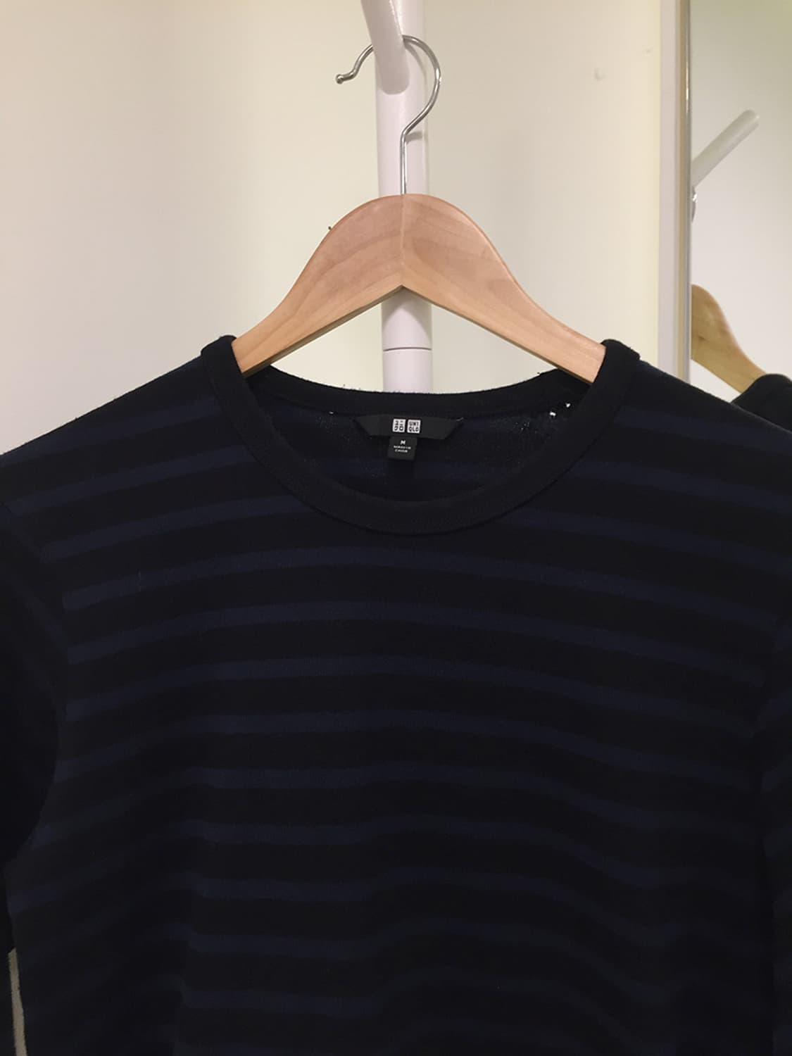 여성 유니클로 단가리 긴팔티셔츠 상품이미지3