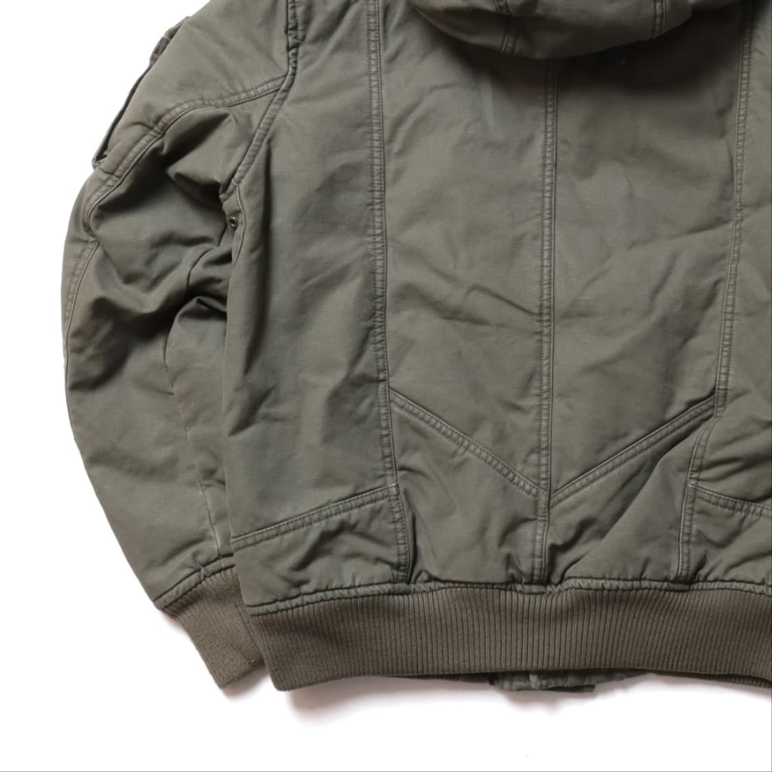 디젤 Diesel N2B Jacket

 상품이미지6