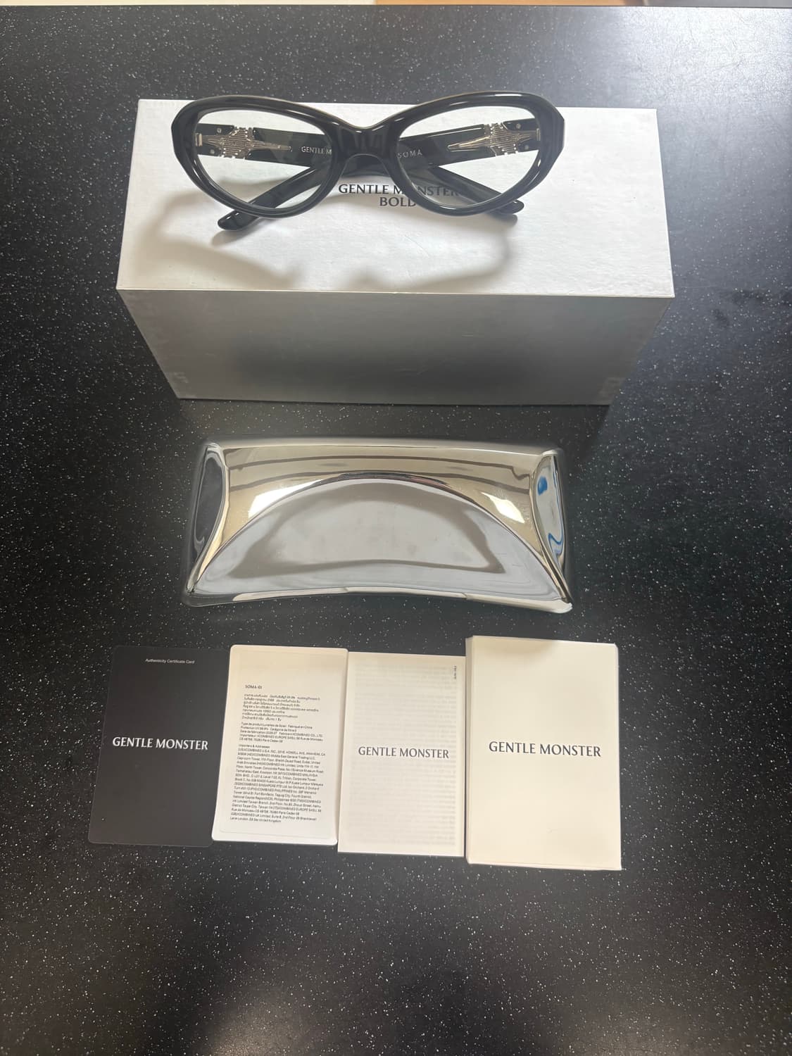 젠틀몬스터 볼드 소마01  상품이미지3