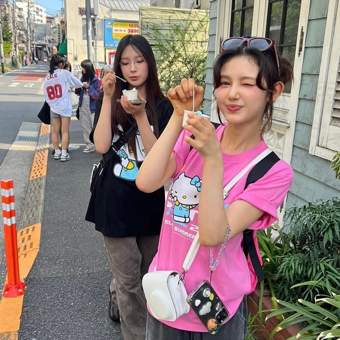 뉴진스 혜인 썸머소닉 헬로키티 티셔츠 XL Summer Sonic 상품이미지1