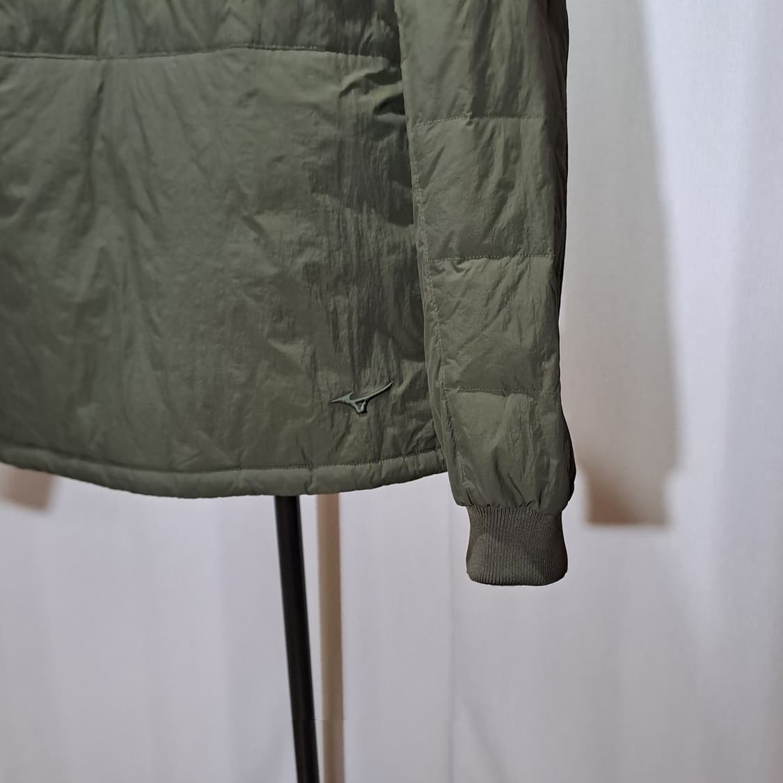 (택포) 미즈노 구스다운 맨투맨 XL B196 상품이미지4