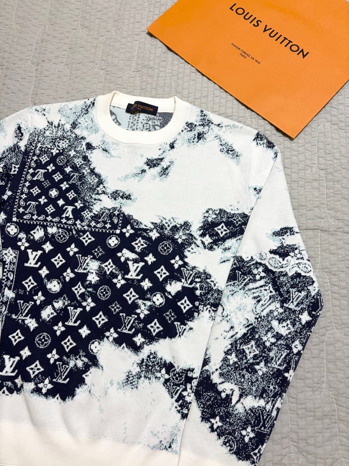 루이비통 반다나 니트 상품이미지2