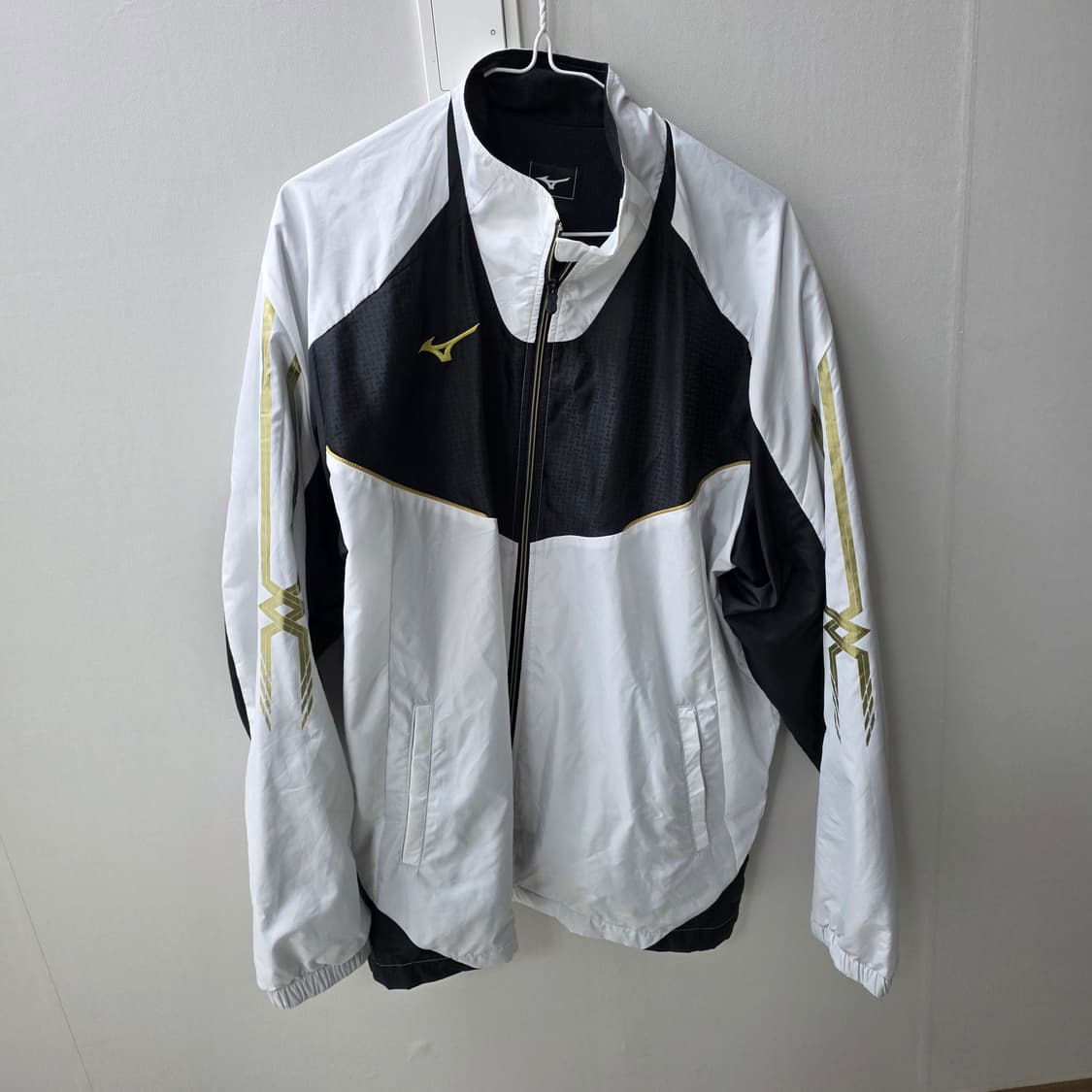 미즈노 일본판 빈티지)올드스쿨 대대장 y2k 블랙x화이트 바람막이 상품이미지2