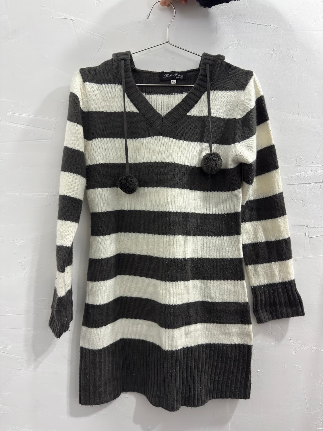 stripe hood knit onepiece 상품이미지1