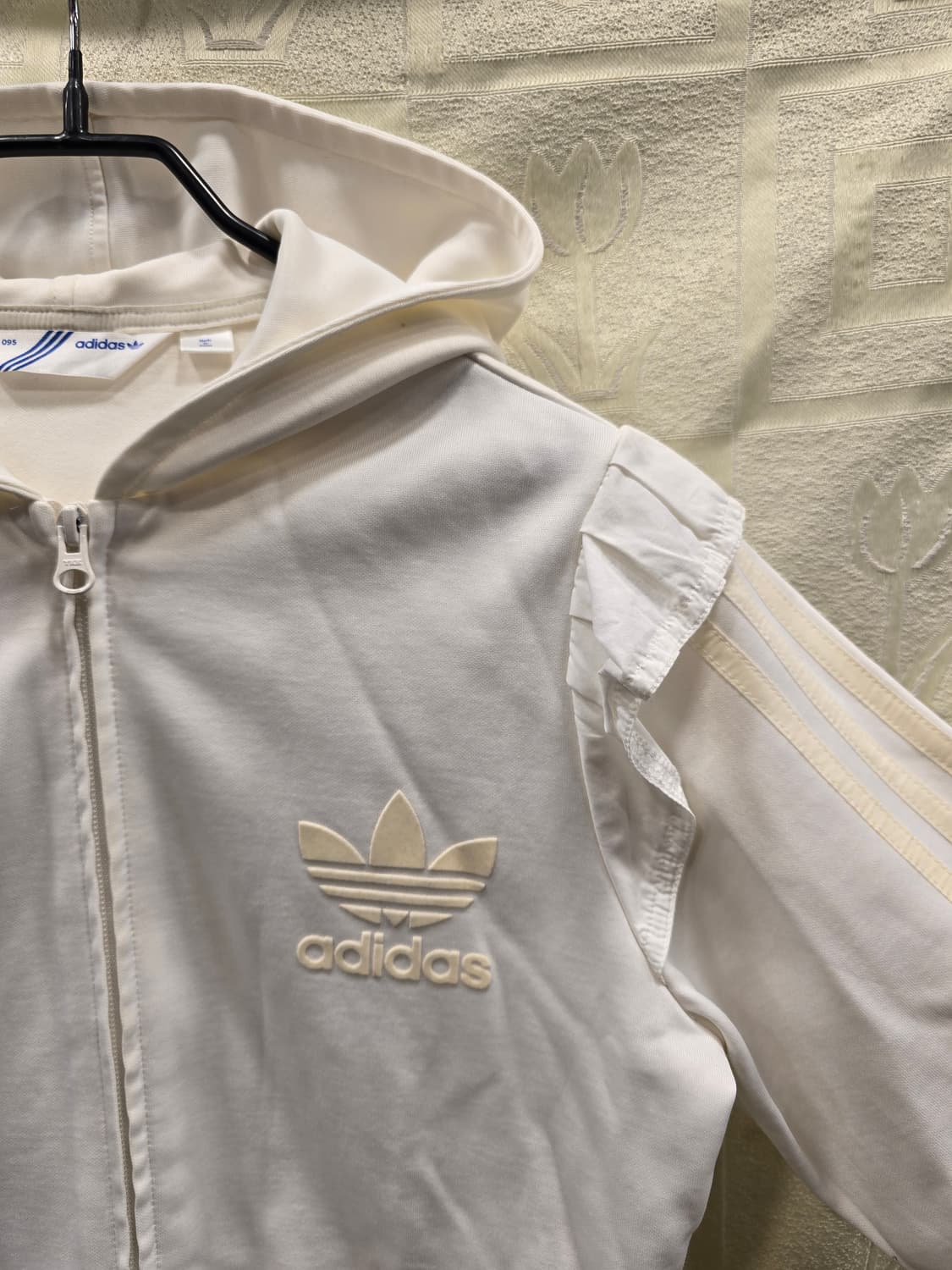 거의새거) 아디다스 SLEEK FLOCK TT 후드집업 져지 S~M 상품이미지3