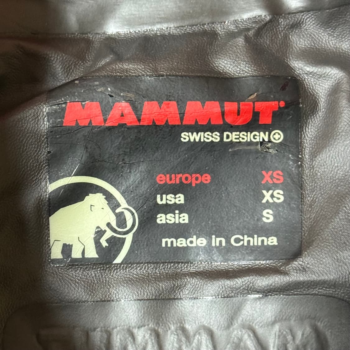 [정가 39만원 새상품] 마무트 고어텍스 바람막이 XS 상품이미지7