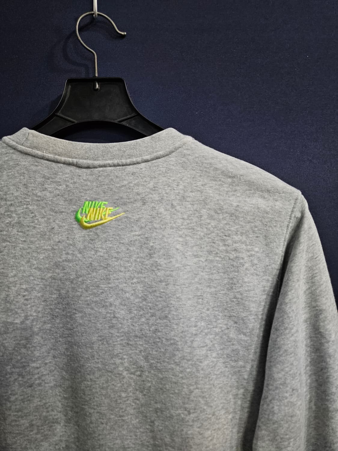 나이키 자수 그레이 남성 100 맨투맨  상품이미지8