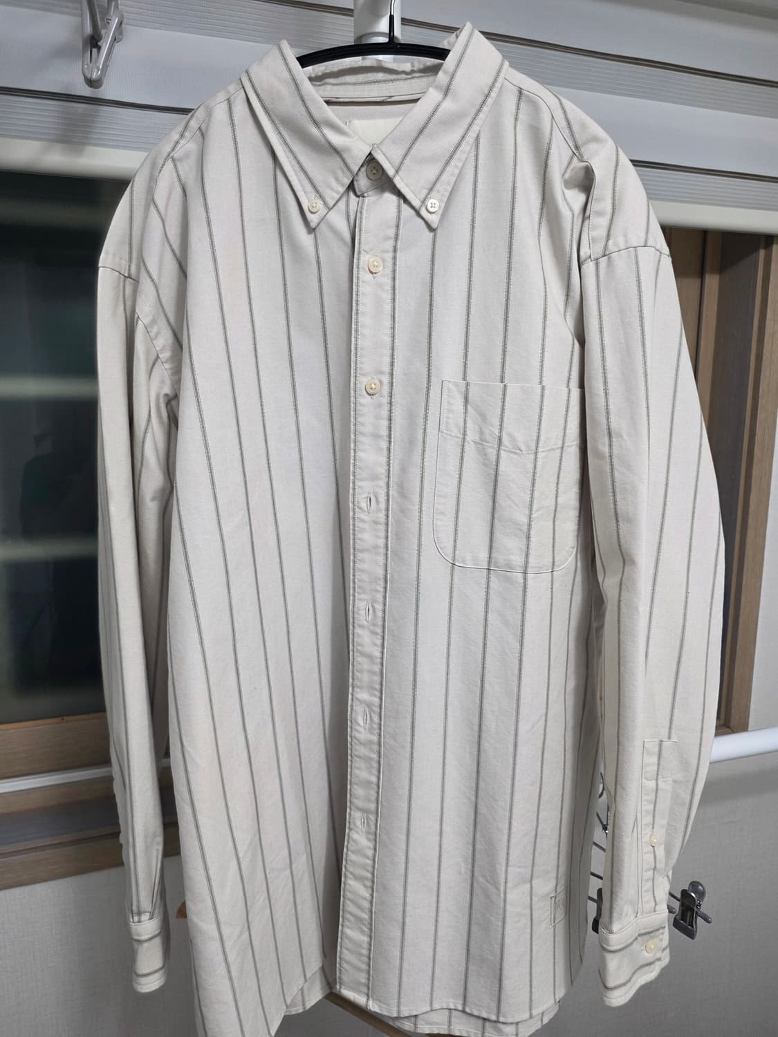 유니클로 JW앤더슨 옥스포드 오버사이즈 아이보리 L 상품이미지3