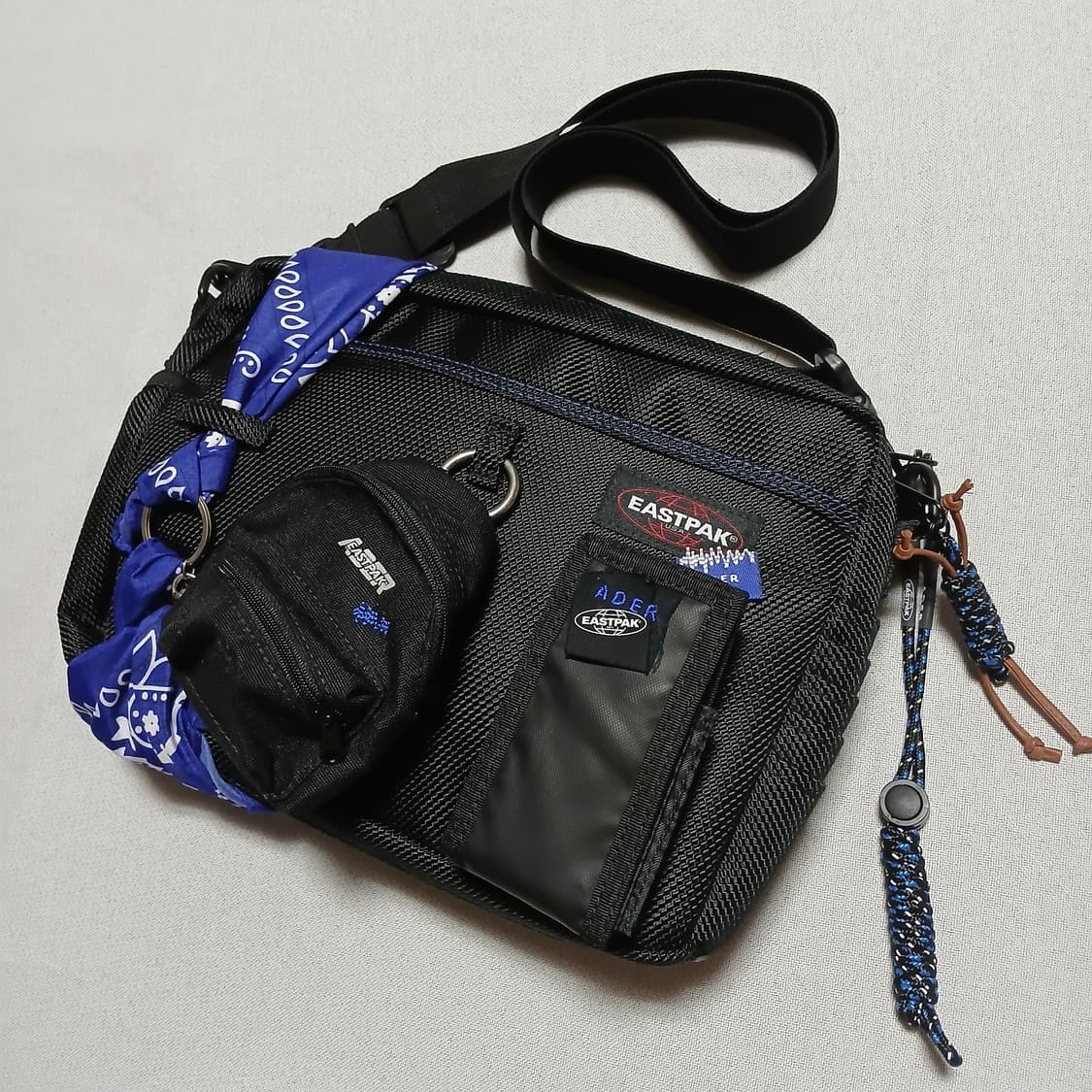 eastpak ader 이스트팩 아더에러 크로스백 상품이미지2