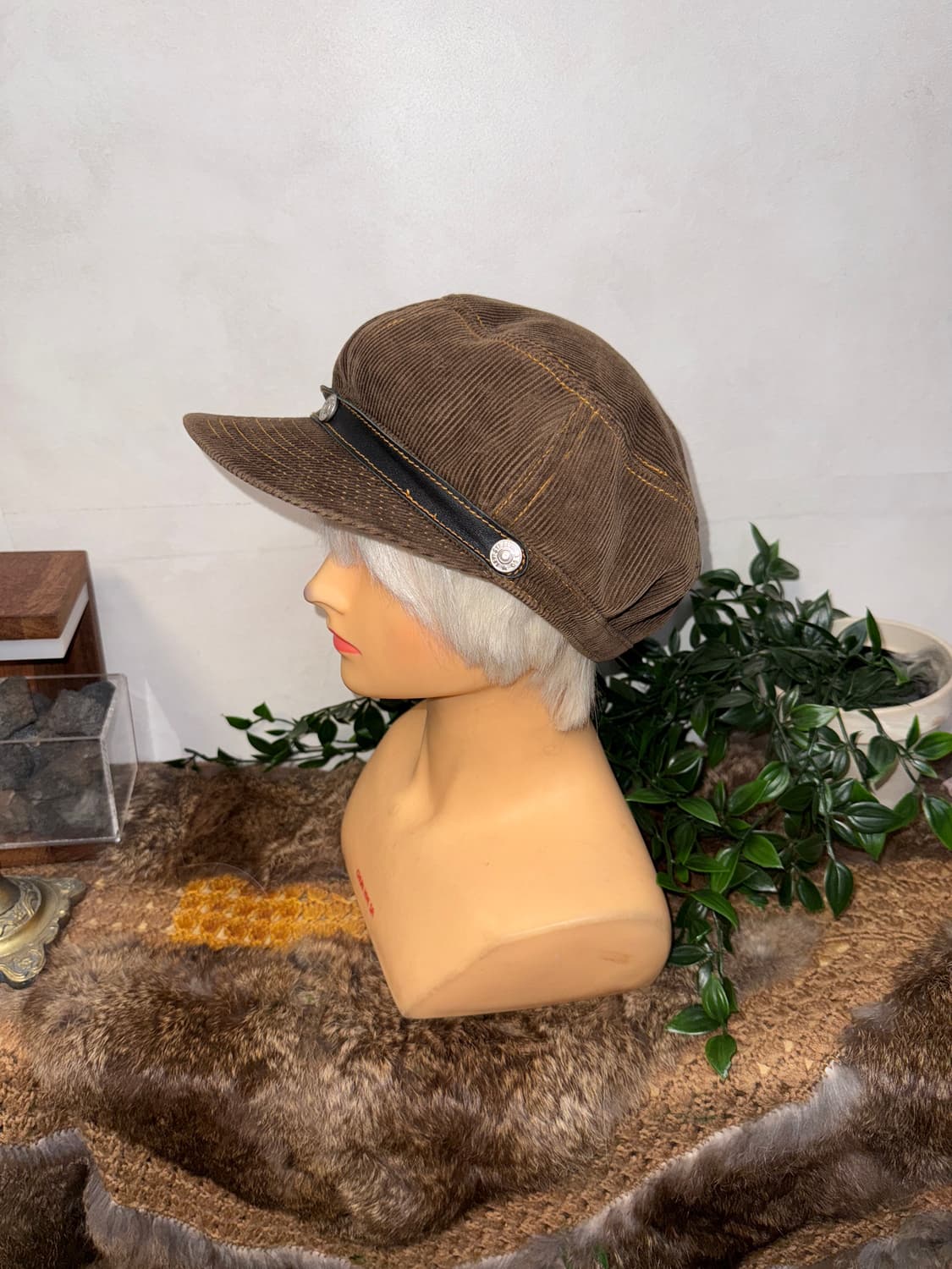 Levi’s brown corduroy newsboy cap 상품이미지2