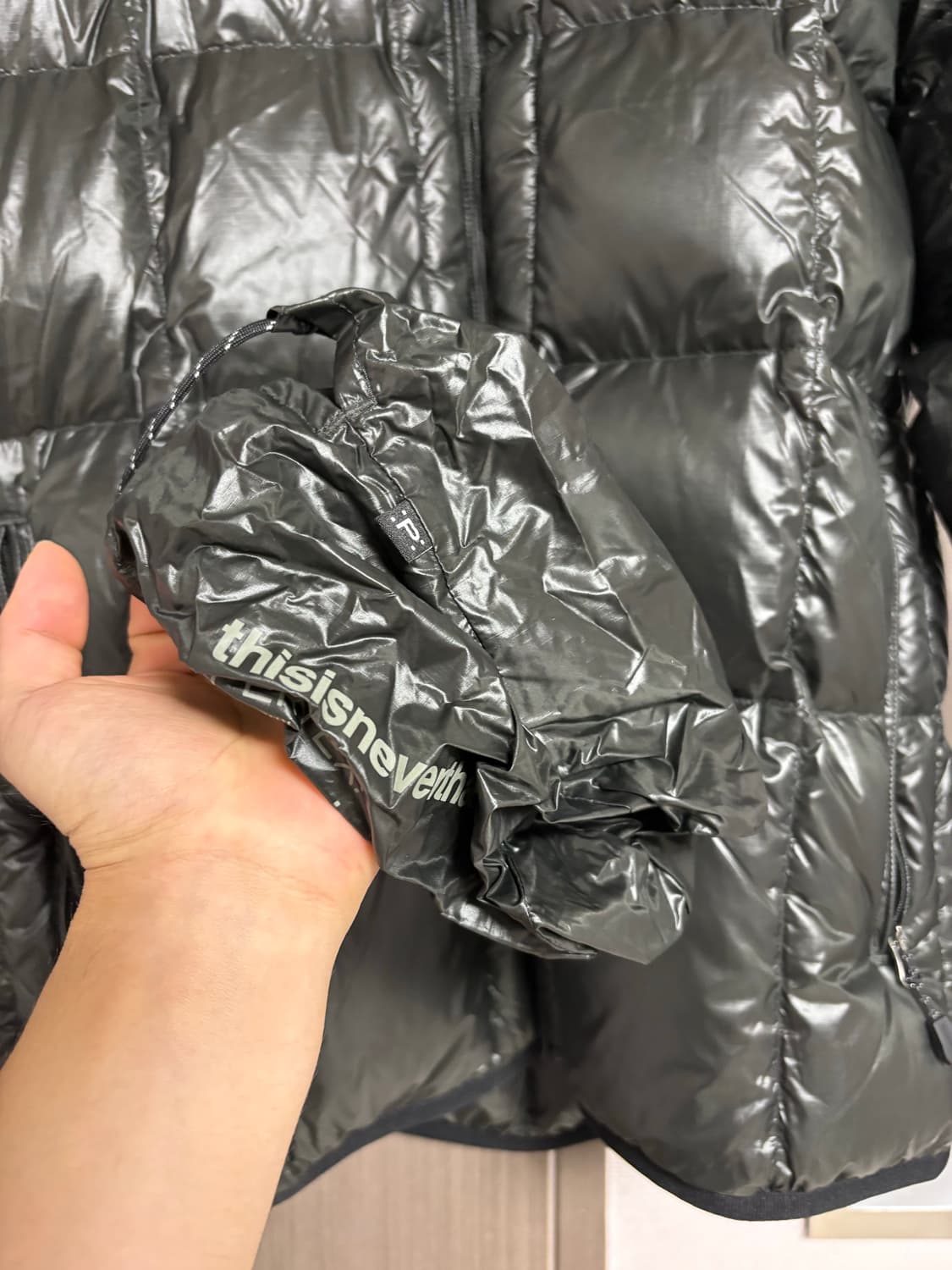 디스이즈네버댓 퍼텍스 경량패딩 블랙 상품이미지8