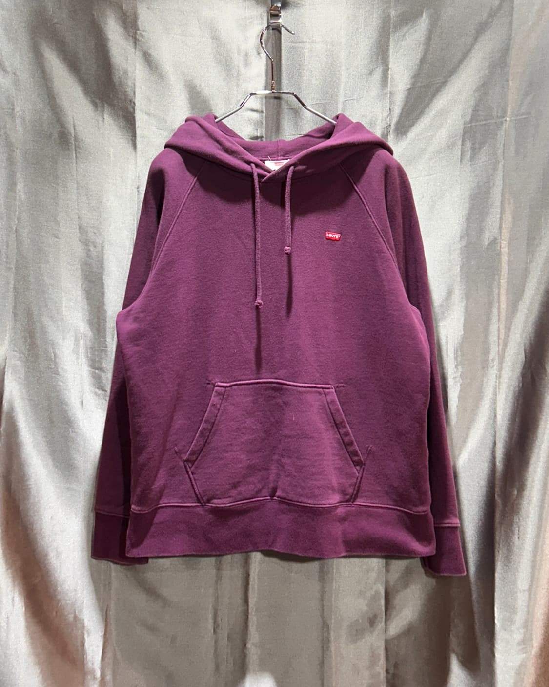 M 리바이스 스몰 로고 플럼 자수 후드티 상품이미지2