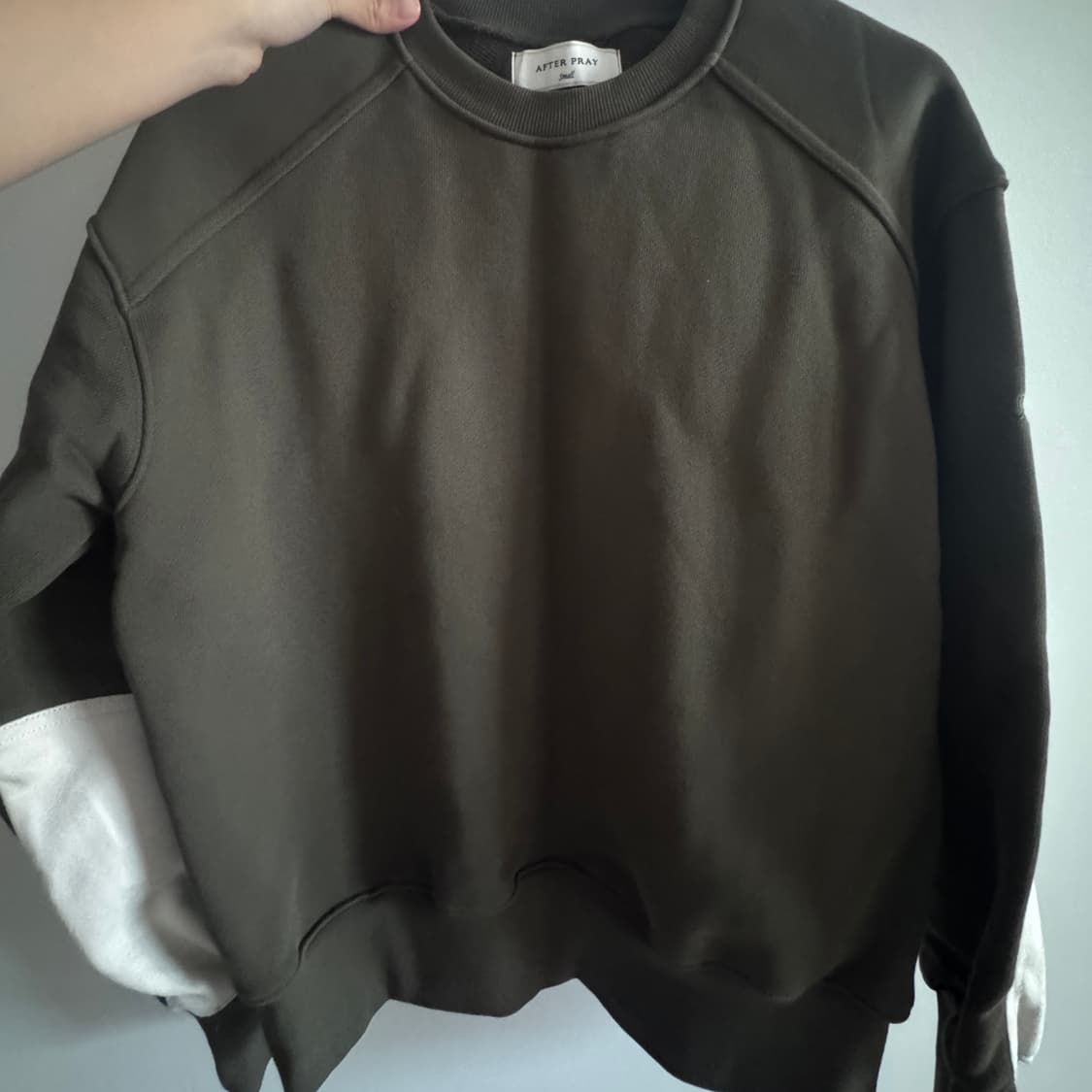 애프터프레이 맨투맨 상품이미지2