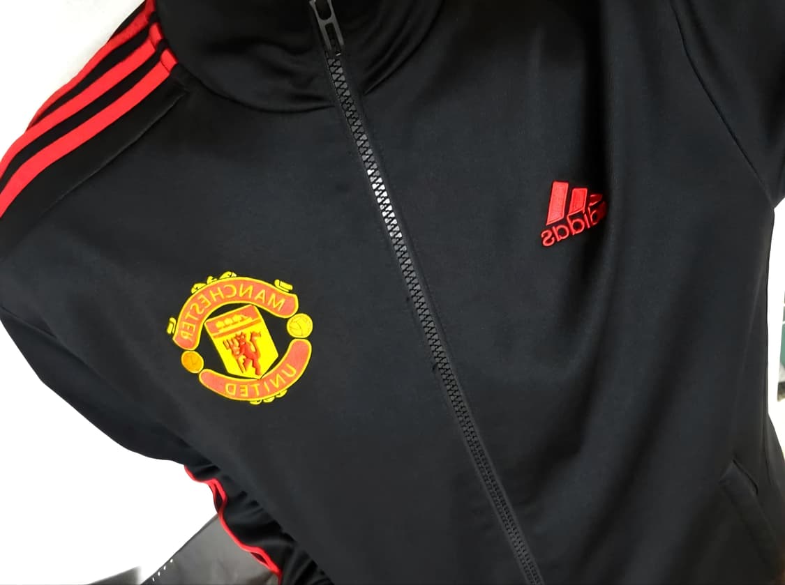 아디다스 맨유 검빨 져지 상품이미지1