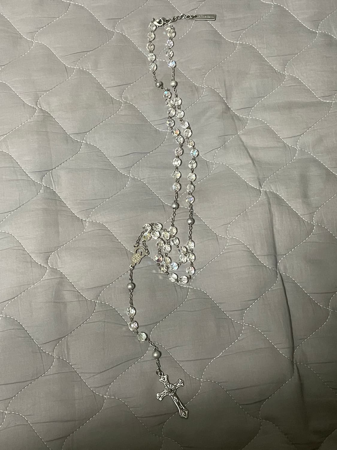 돌체엔가바나 로자리아 투명 목거리 상품이미지2